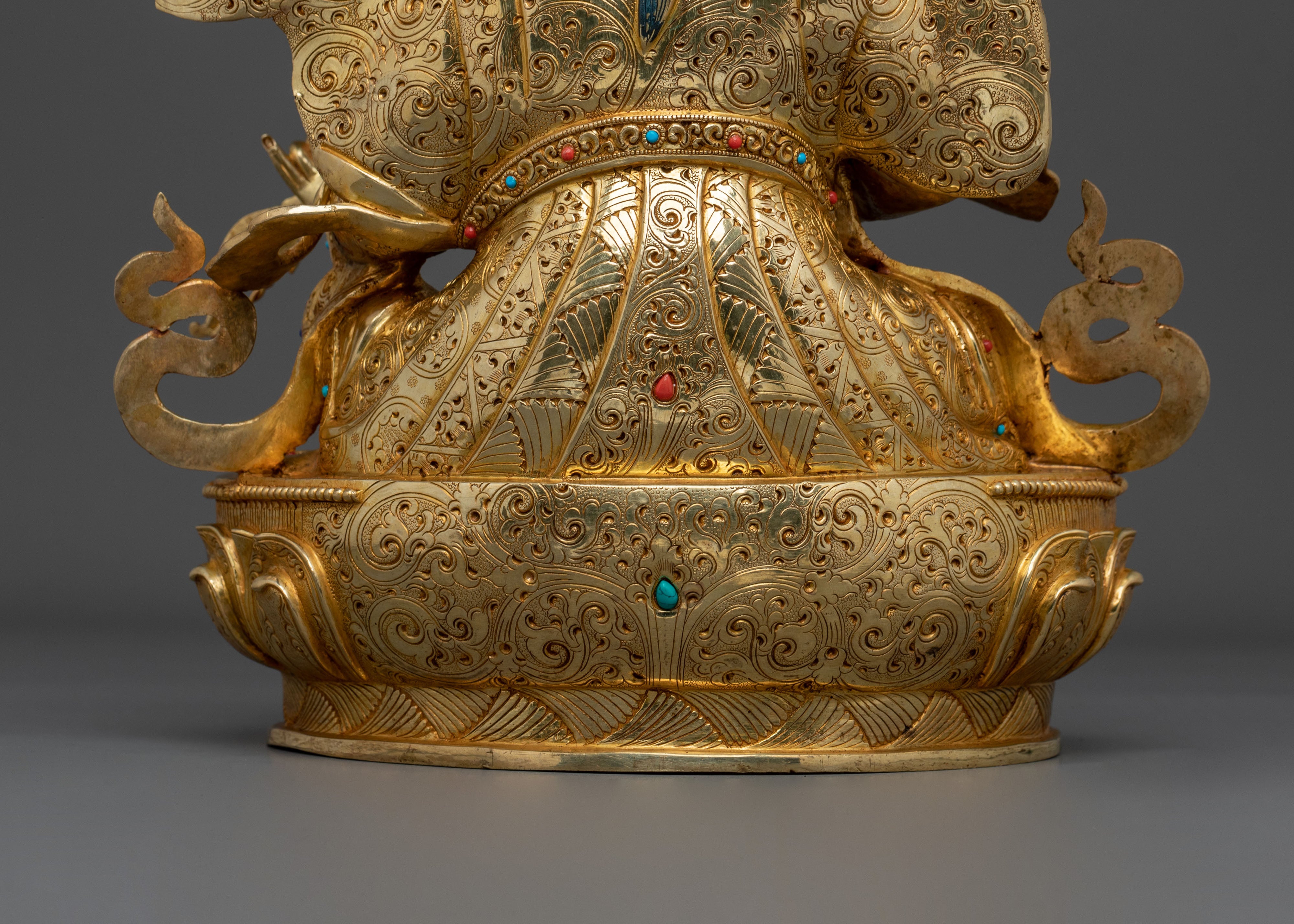 King Gesar Statue| 24K Gold Gilded Guardian Figurine
