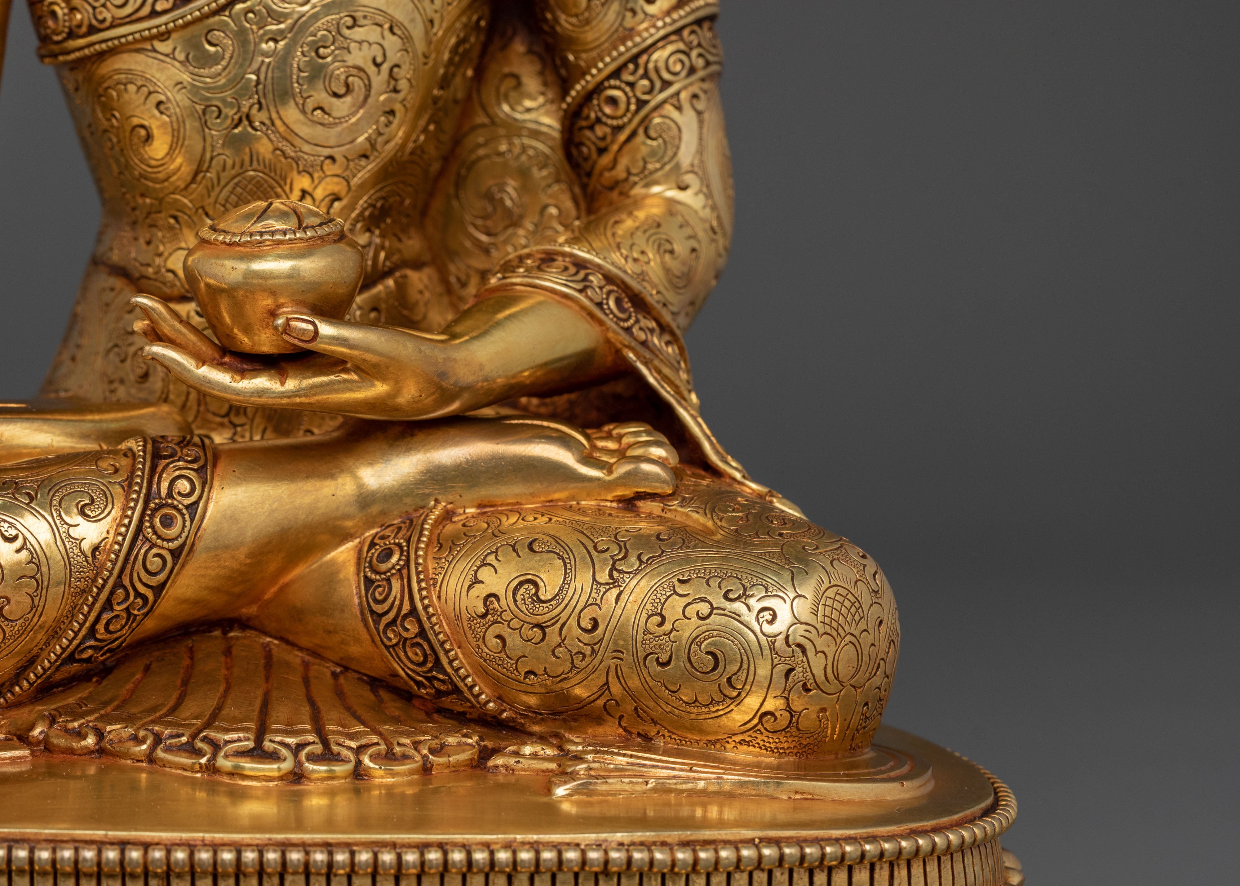 Shakyamuni Buddha Figurine | The Enlightened One