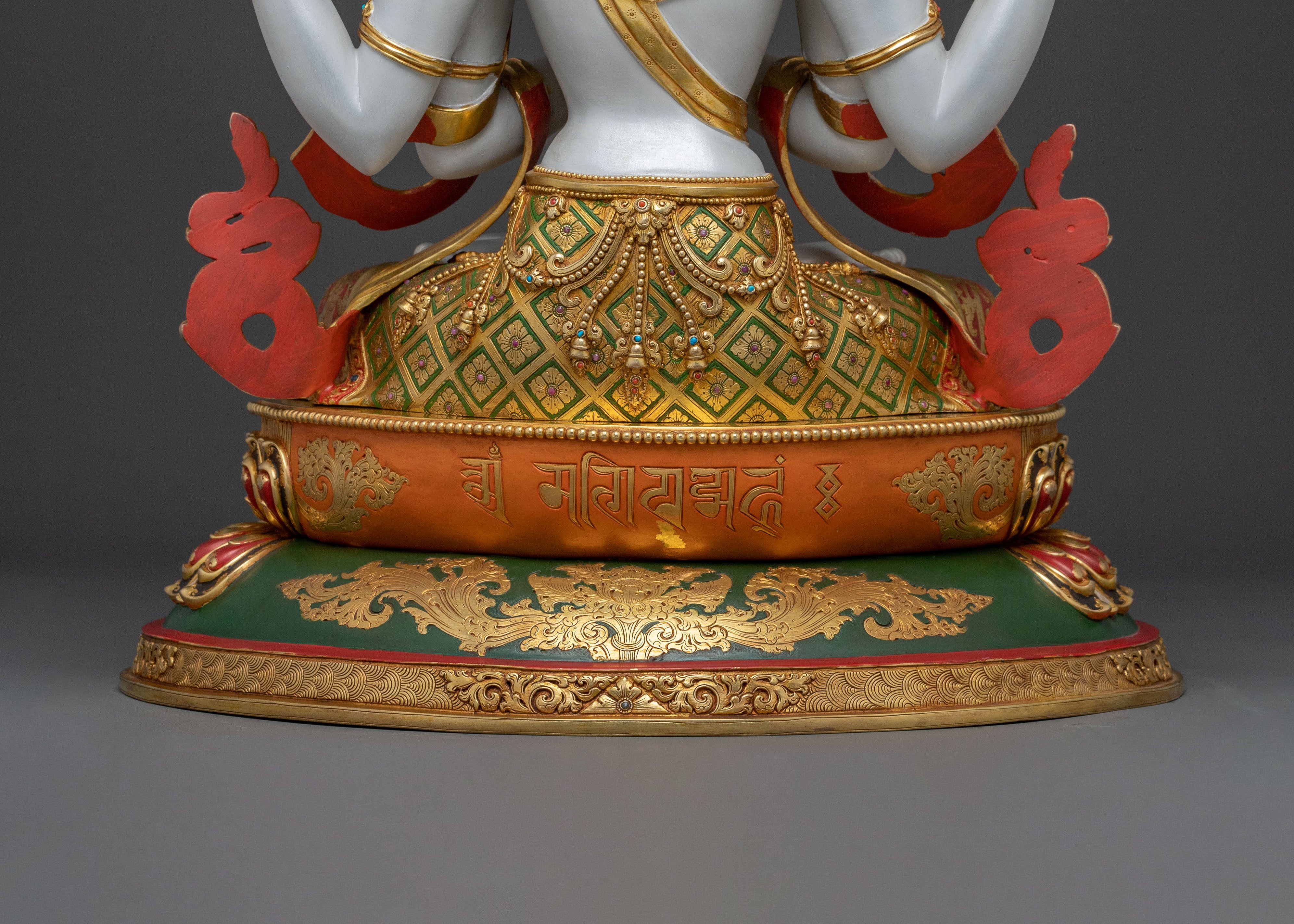 Chenrezig Golden Figurine | Buddhist Meditation Decor