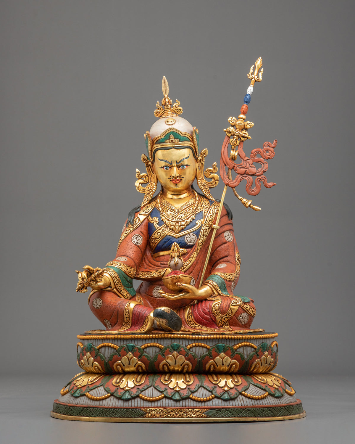 Guru Rinpoche Statue