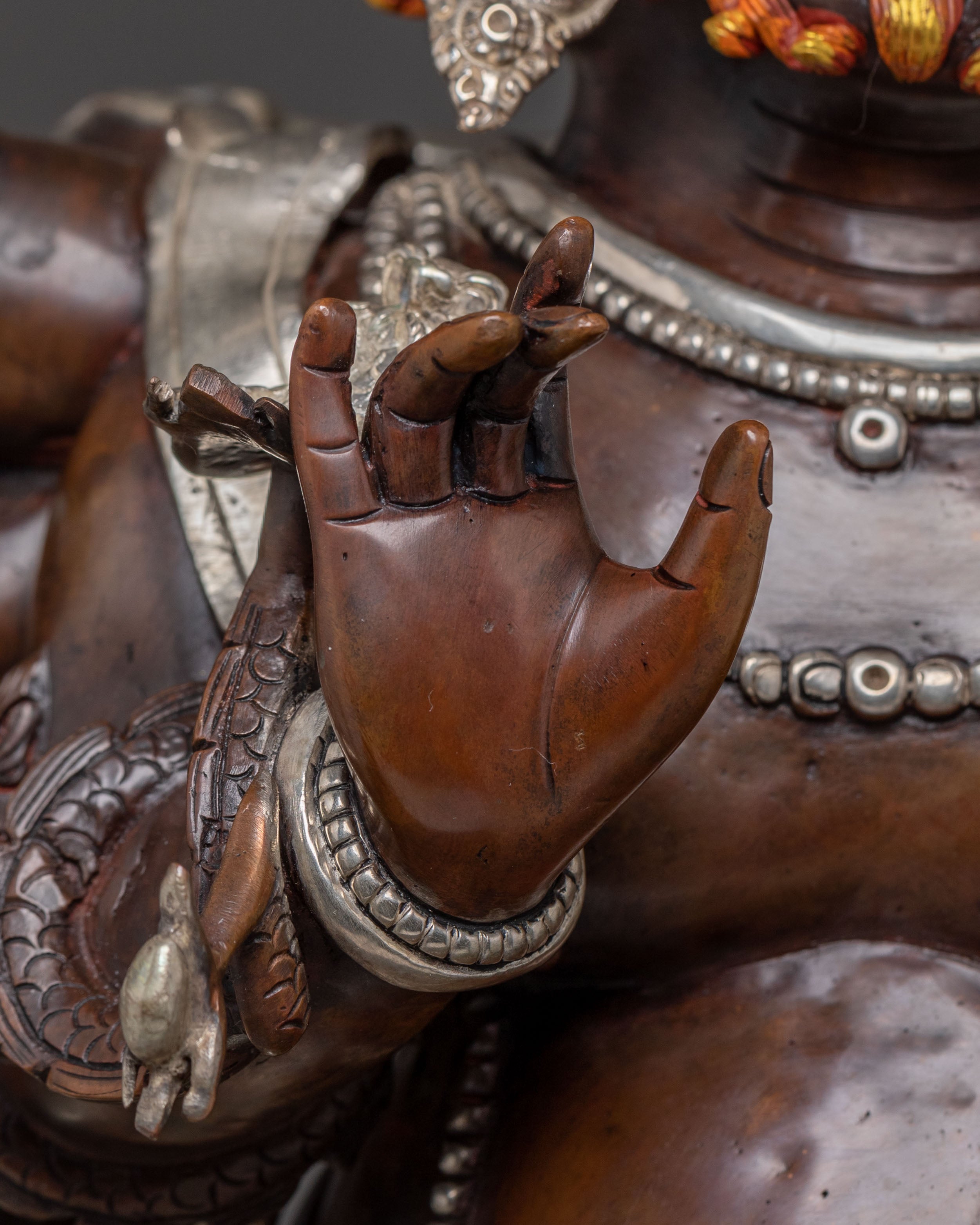 Uchusma Protector Statue - Spiritual Sculpture