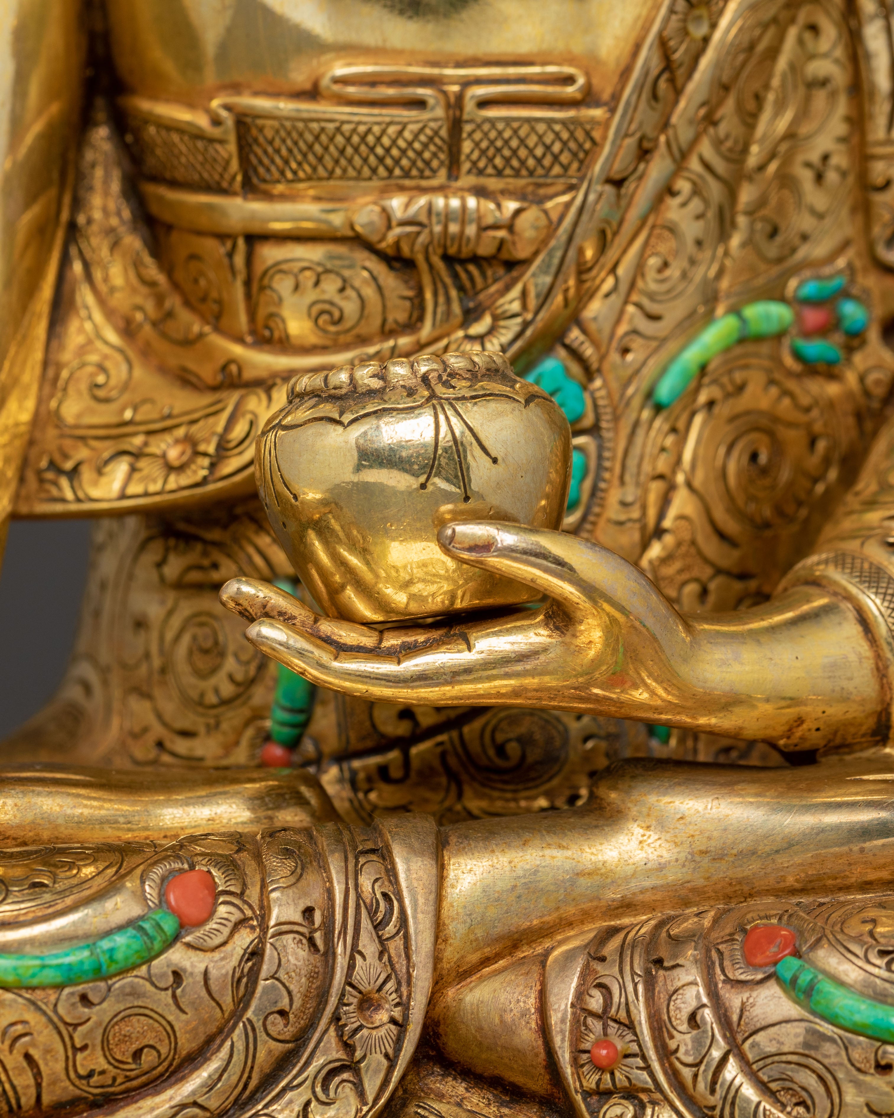 Handcrafted Golden Statue of Shakyamuni Buddha | Founder of Buddhism