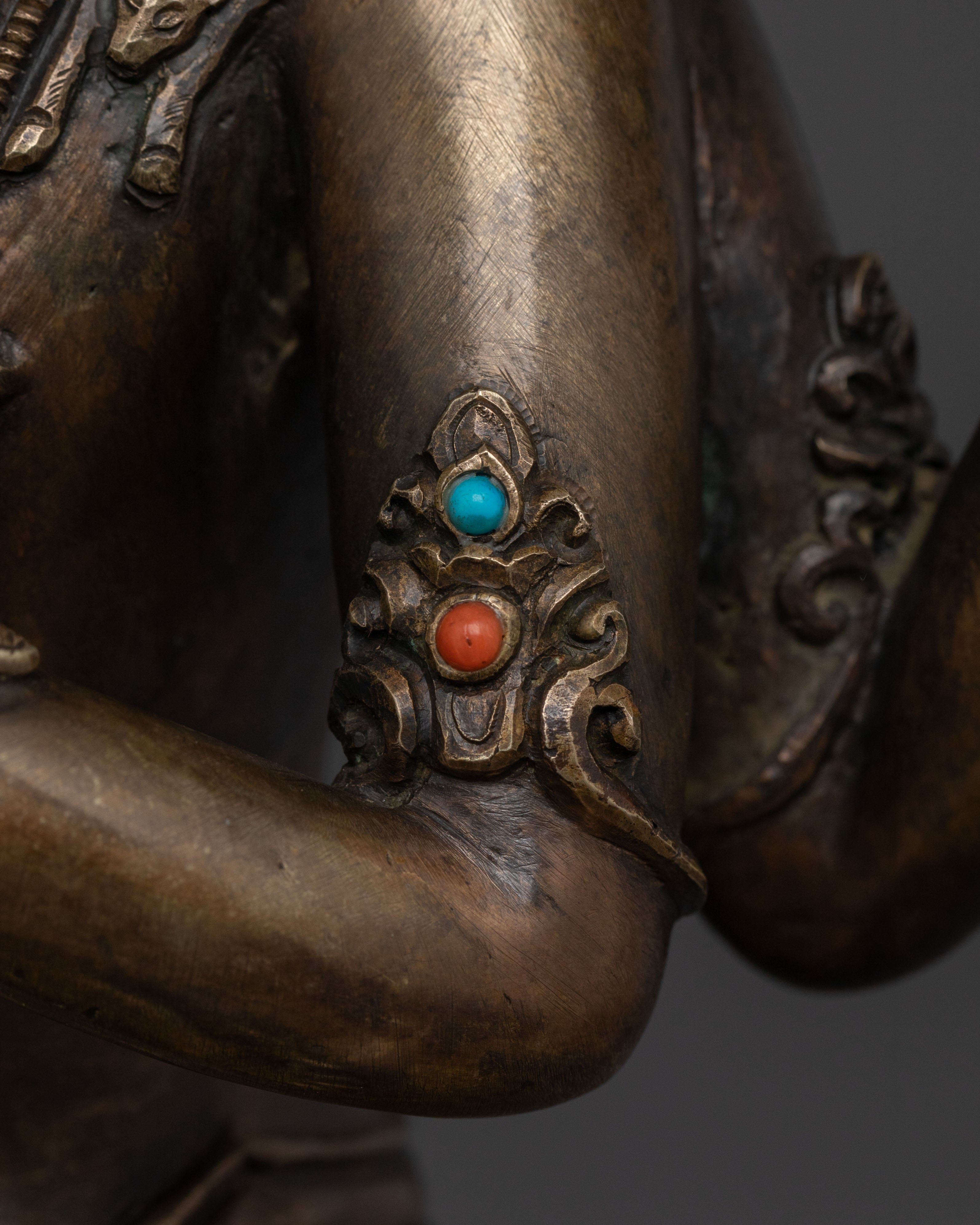 Exquisite Chenrezig Prayer Statue | Traditional Himalayan Artwork