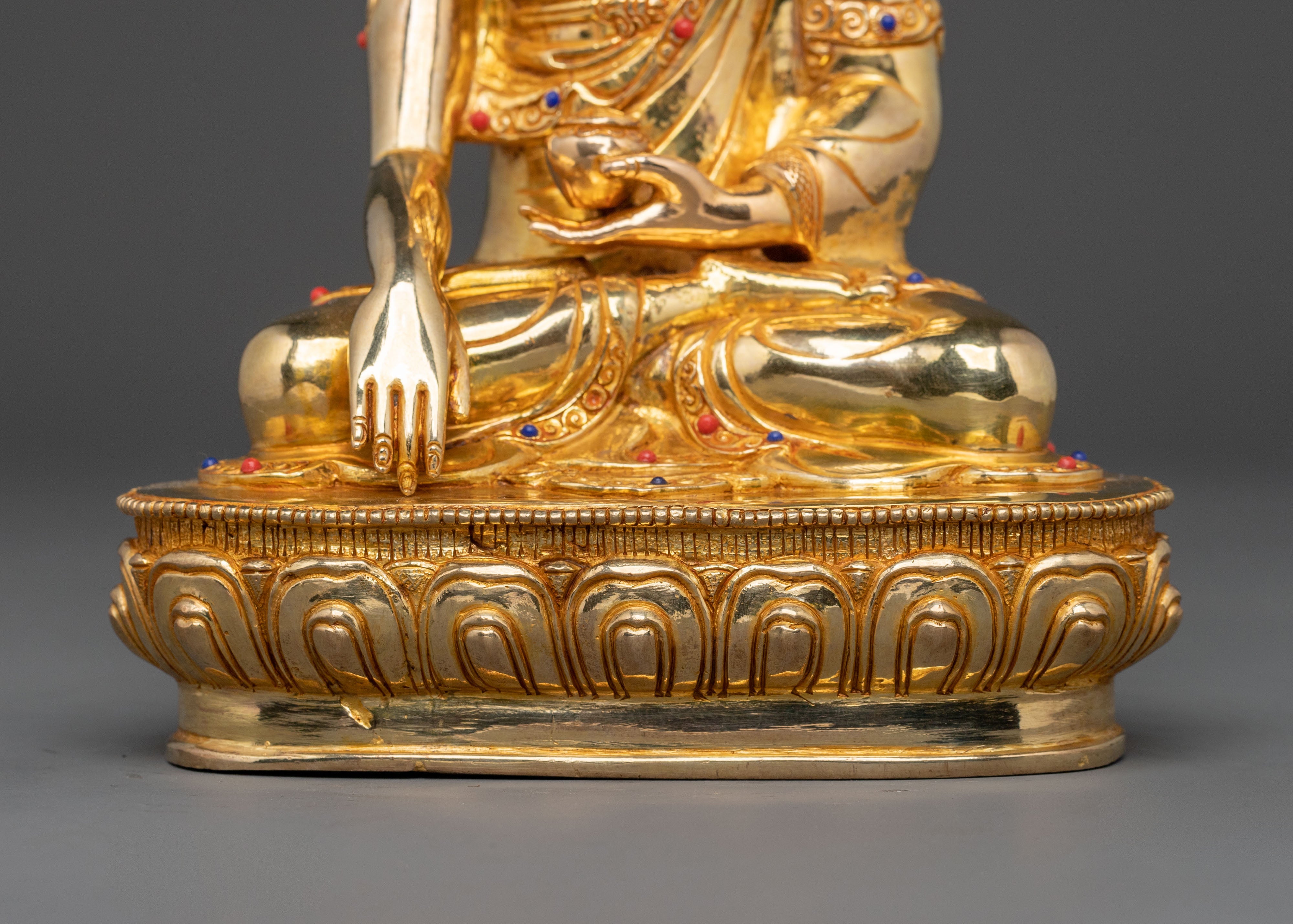 Shakyamuni Buddha Timeless Enlightened Statue in Full Gold Gild