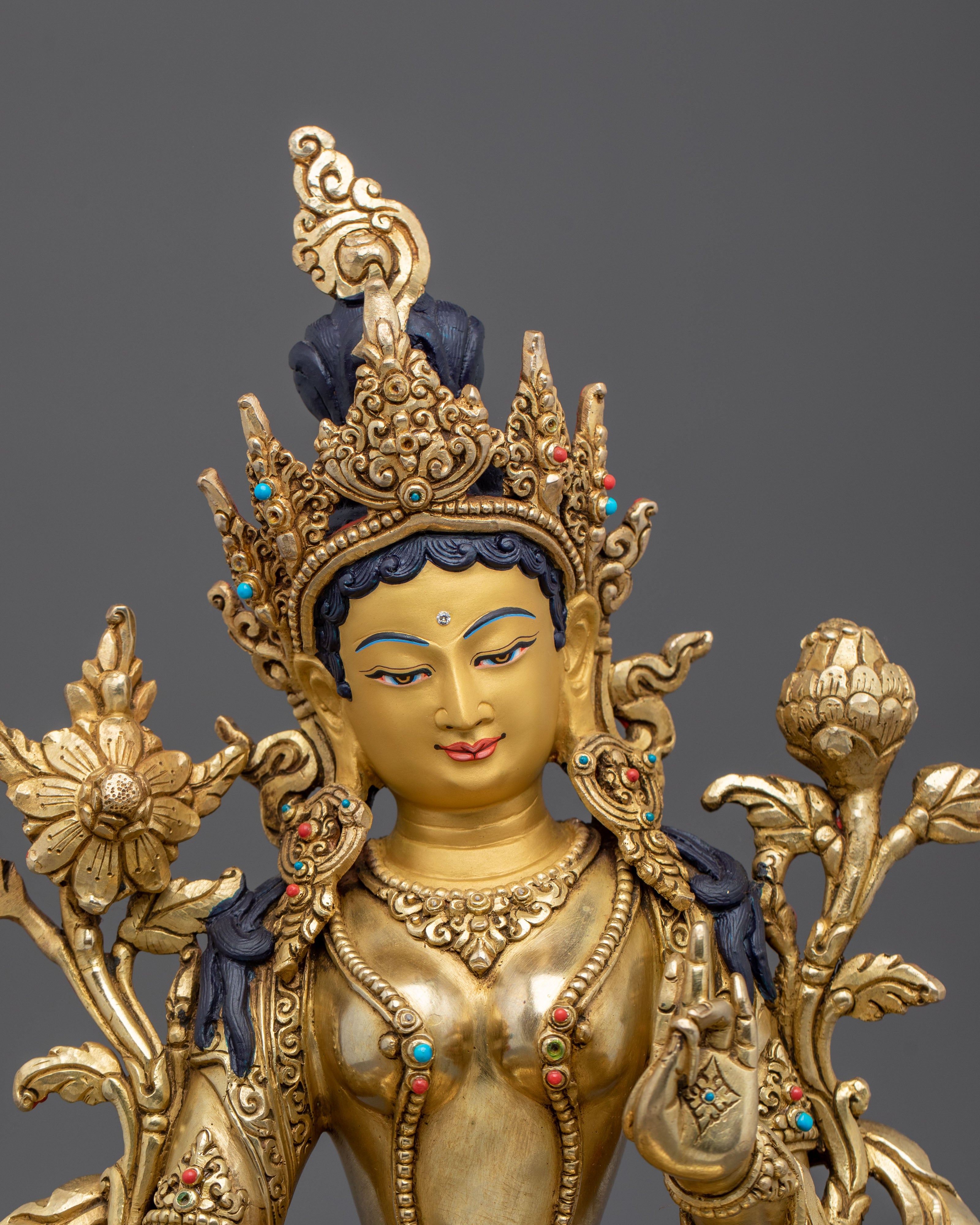 Green Tara Statue: Embodiment of Fearless Compassion