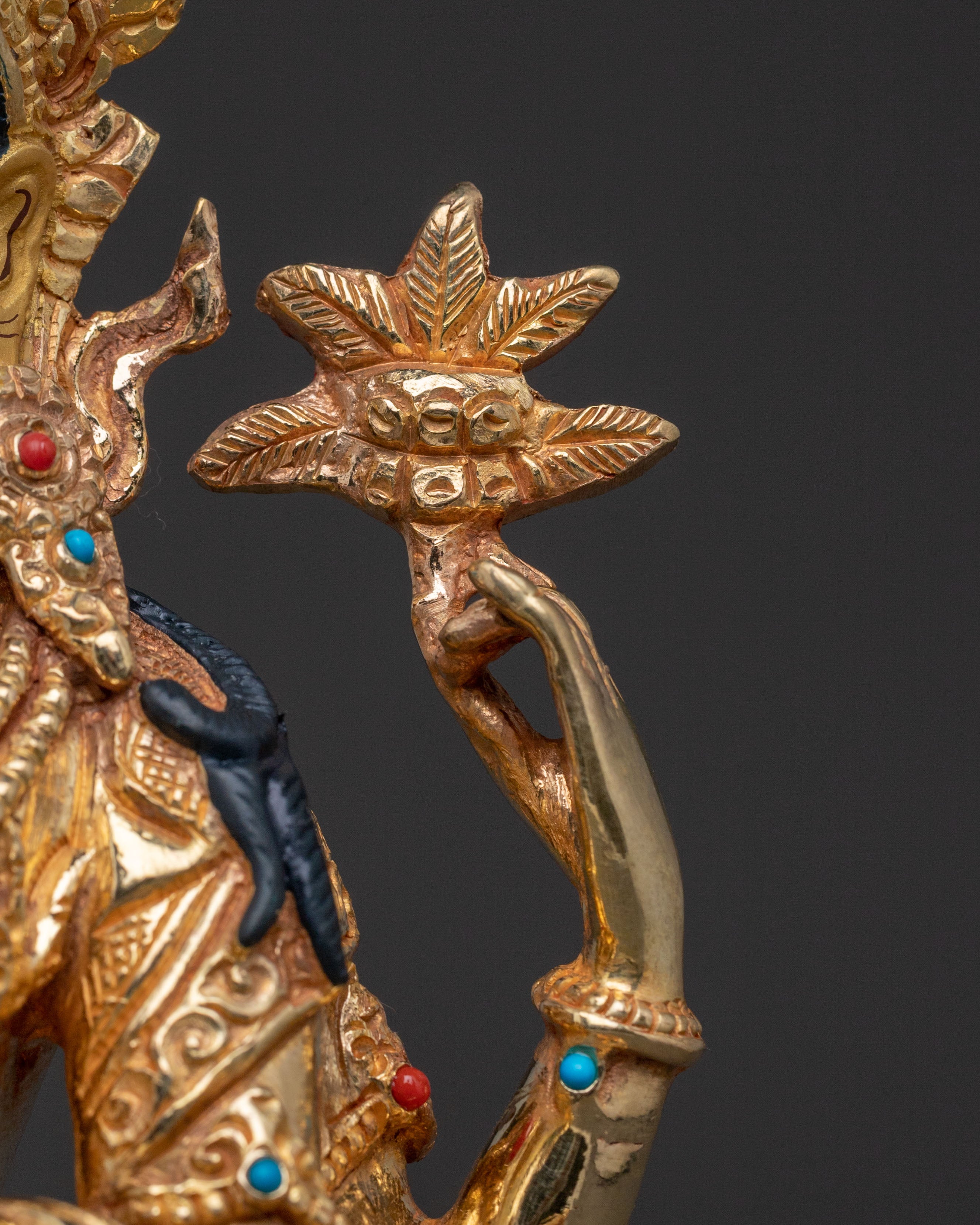 Chenrezig Spiritual Statue: Symbol of Universal Love