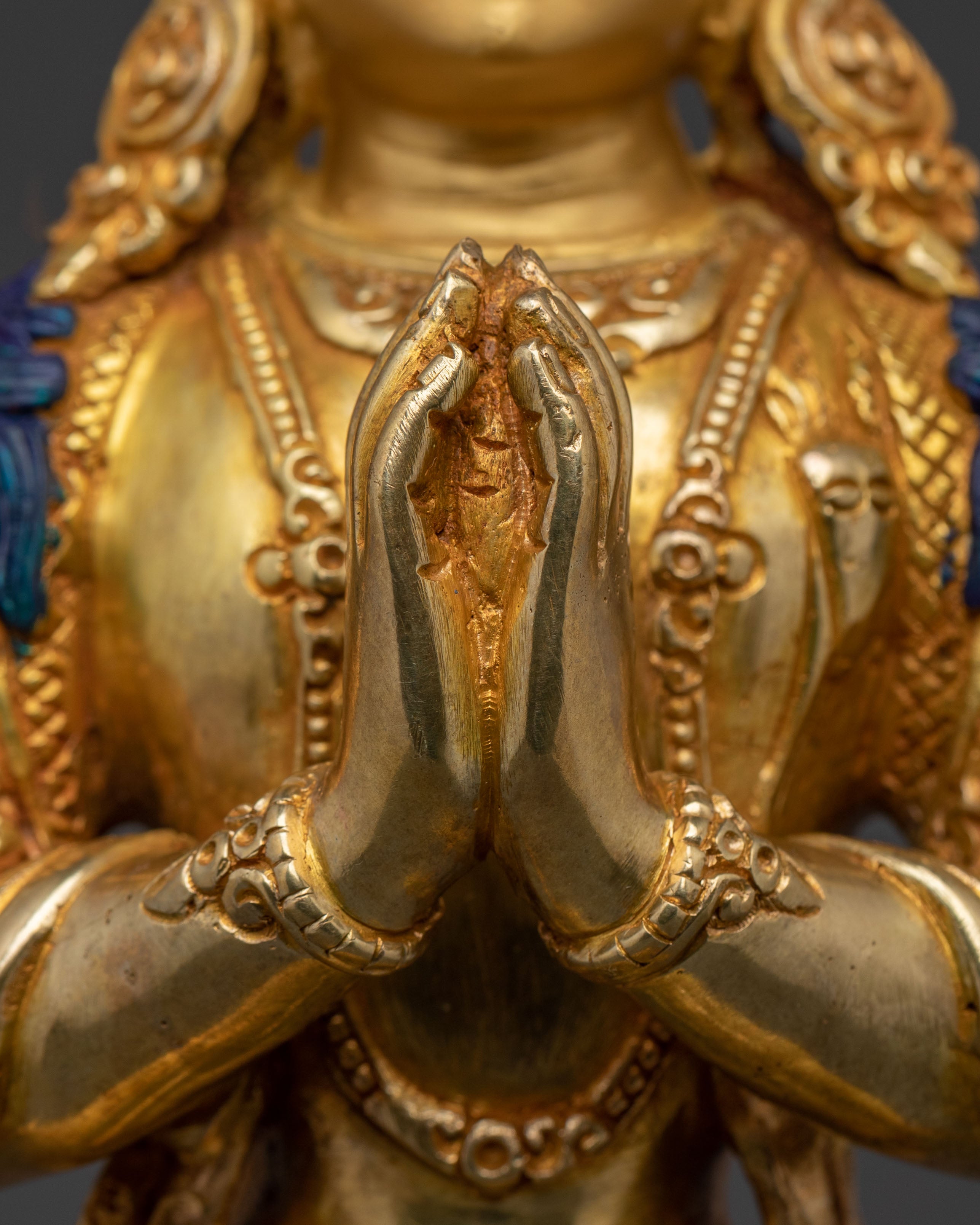 Golden Standing Chenrezig Statue – Handcrafted Serenity