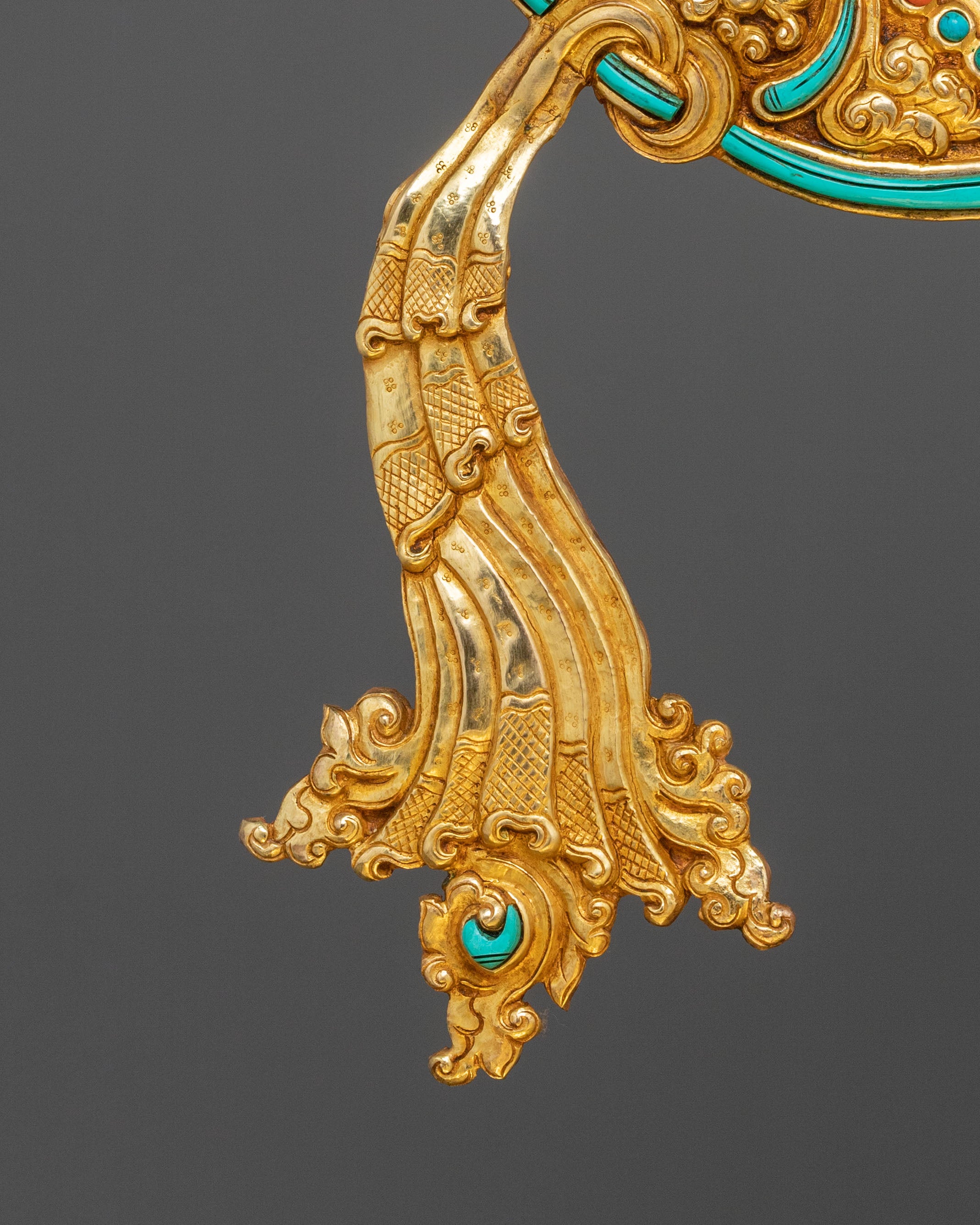 Traditional Handcrafted Throne: 24K Gold Gilded Artistry