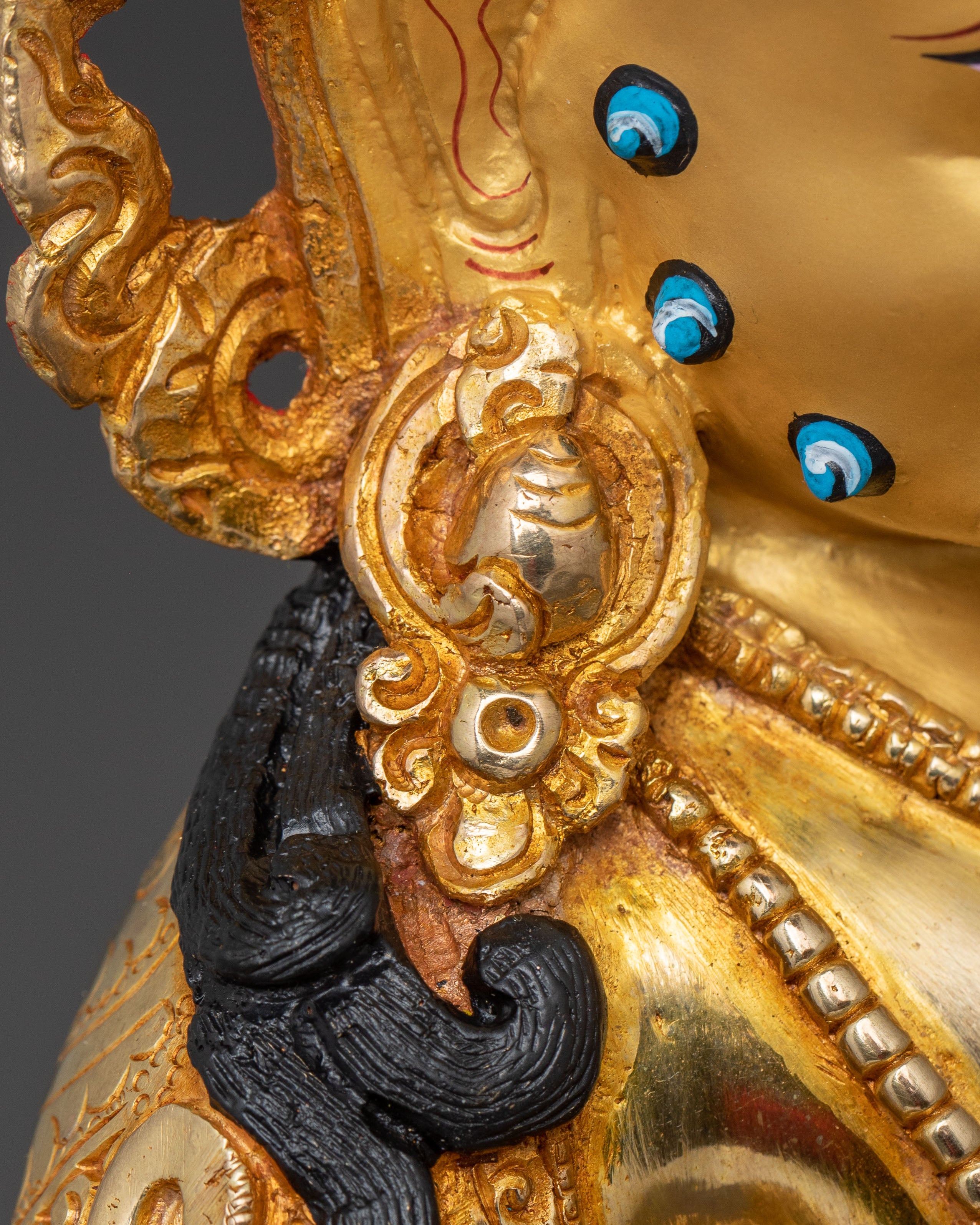 Dzambhala Golden Statue | Divine Prosperity and Wealth Blessing