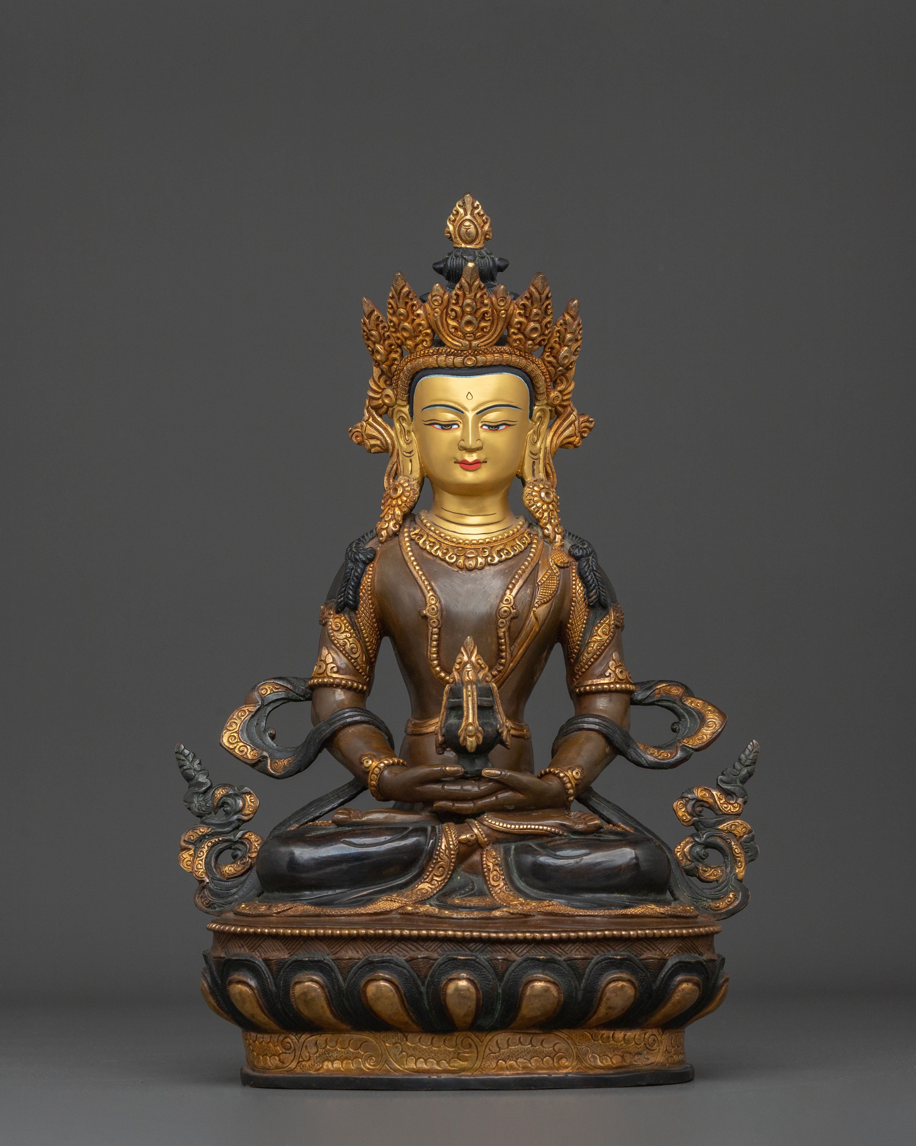 Amitayus Statue: Longevity Deity