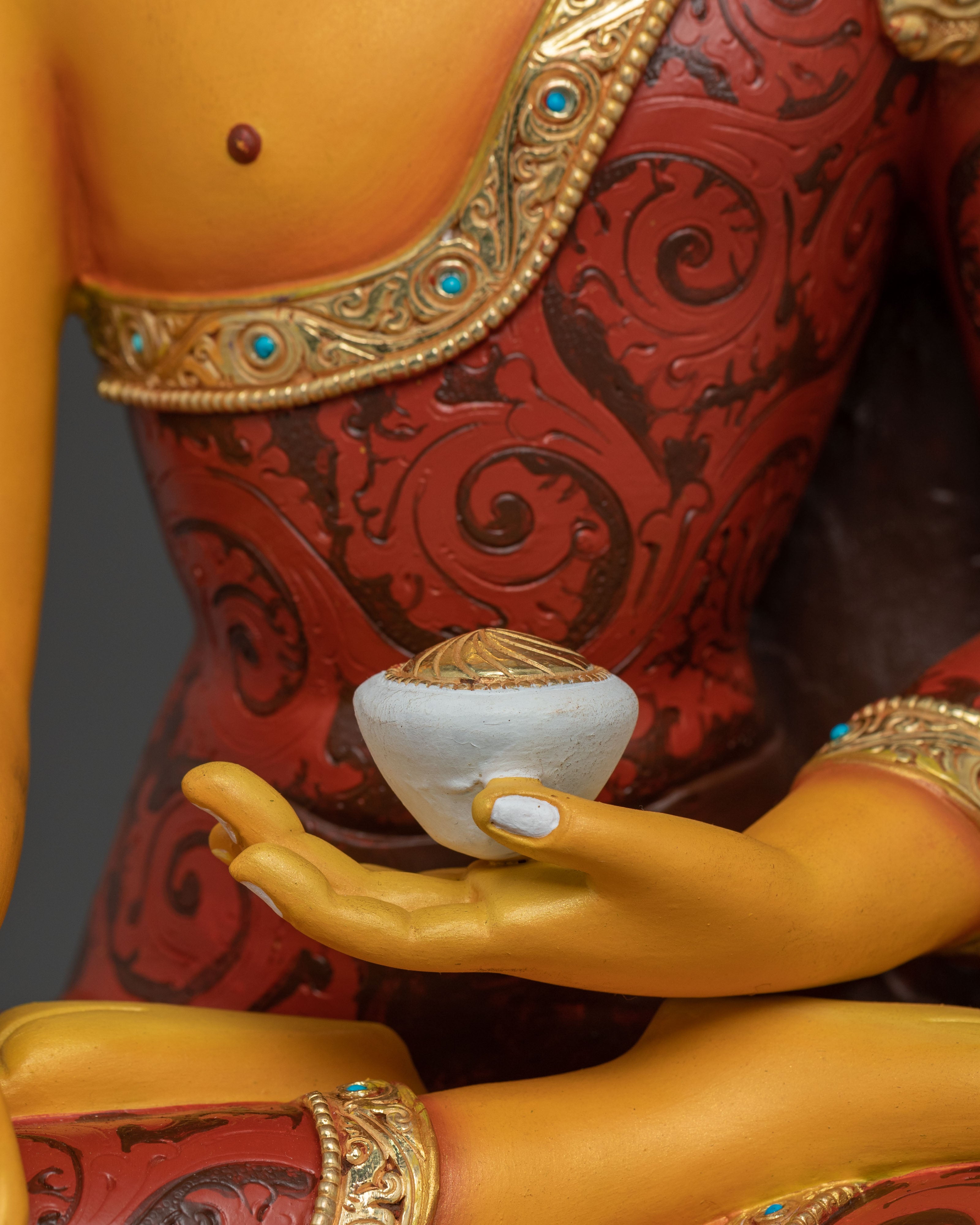 Sacred Statue of Shakyamuni Buddha | 24K Gold Gilded