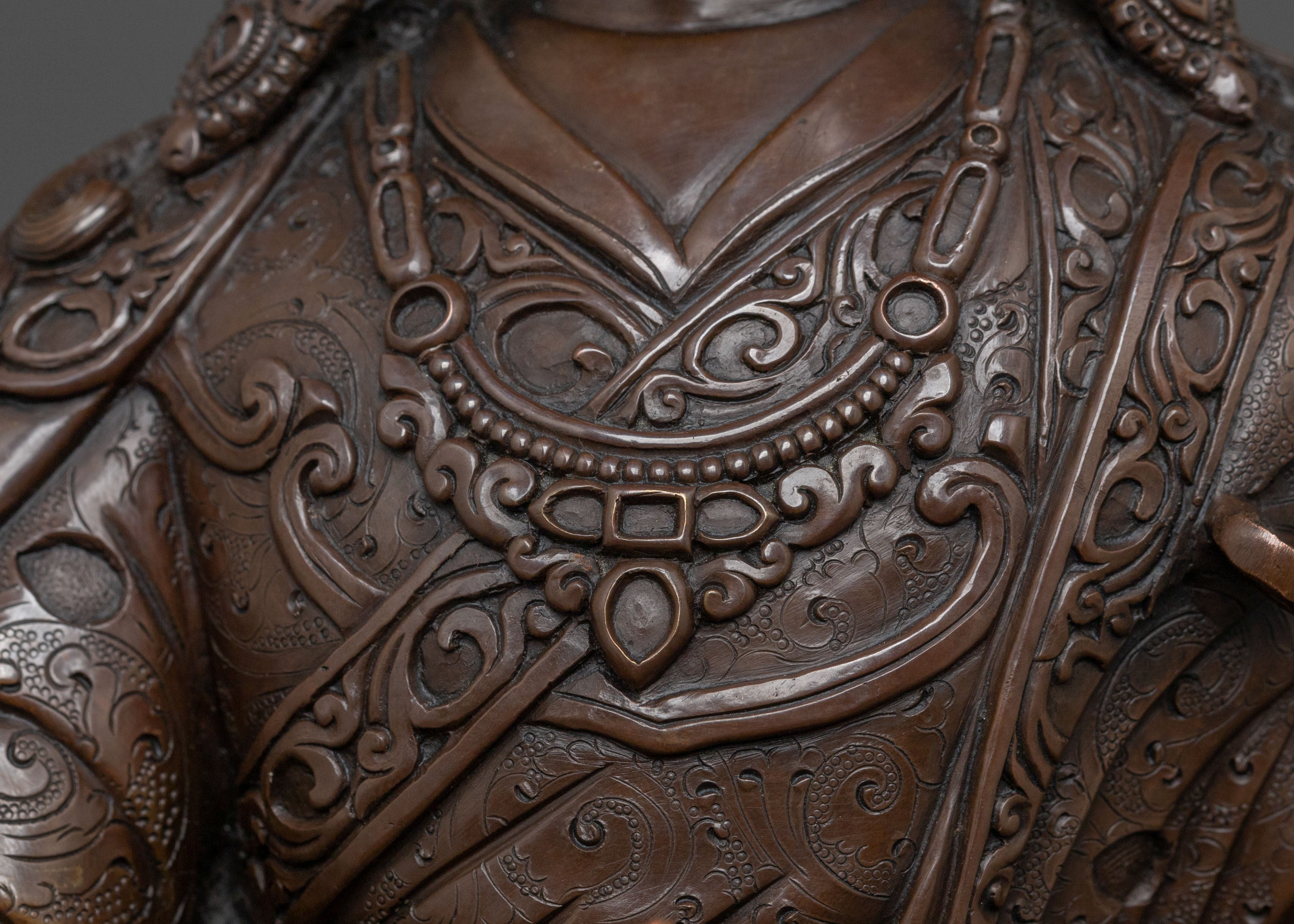 Guru Rinpoche Statue | Symbol of Wisdom
