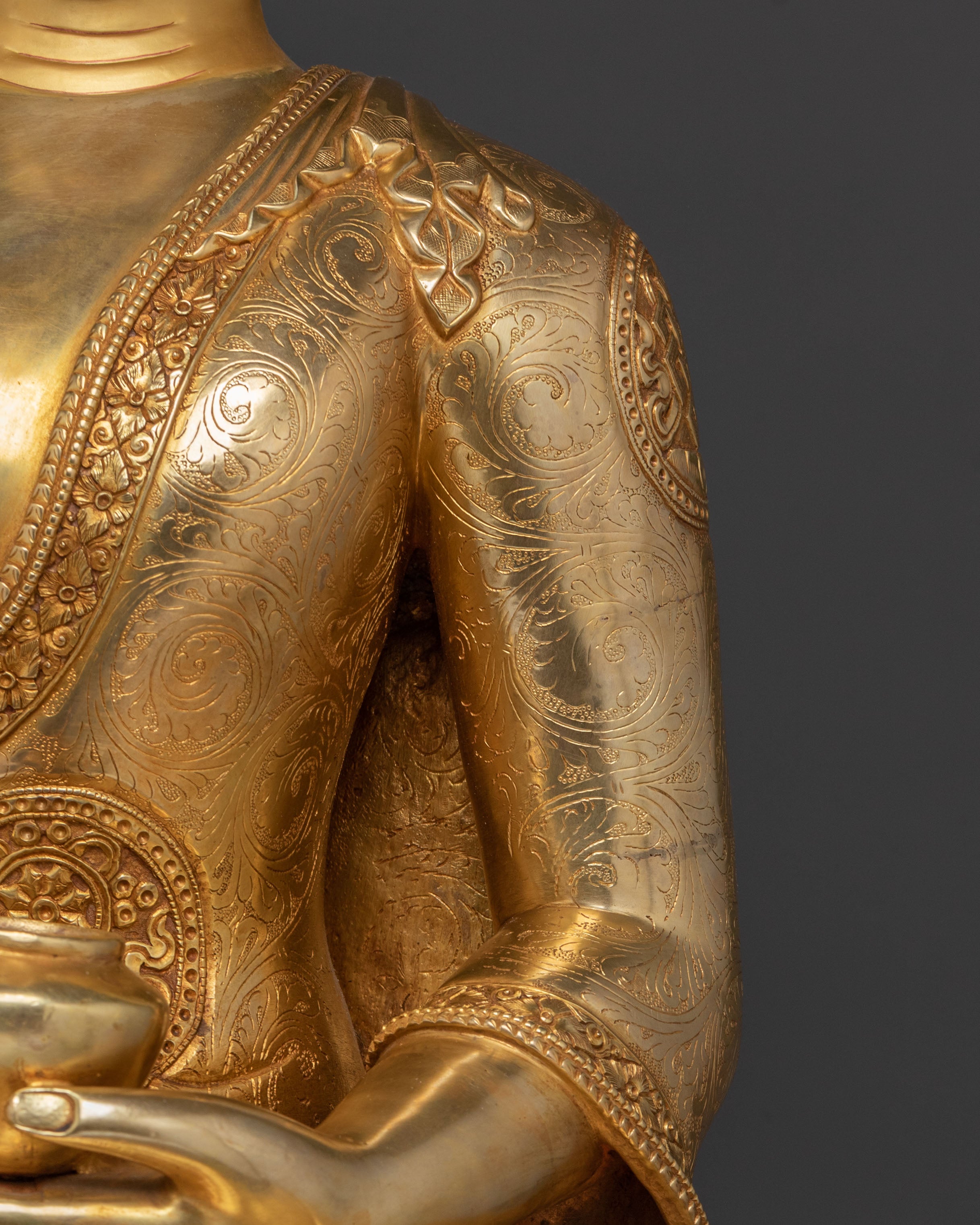 Shakyamuni Buddha Golden Statue | Enlightened Figure