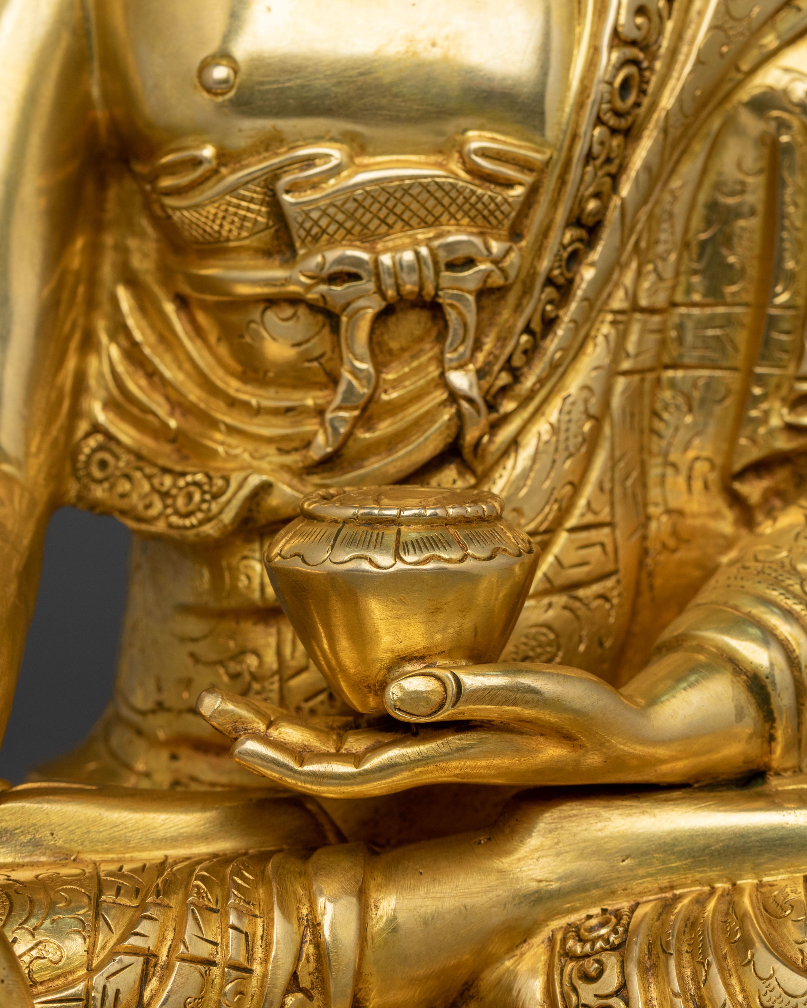 Shakyamuni Buddha Statue of Enlightenment | Home Decor
