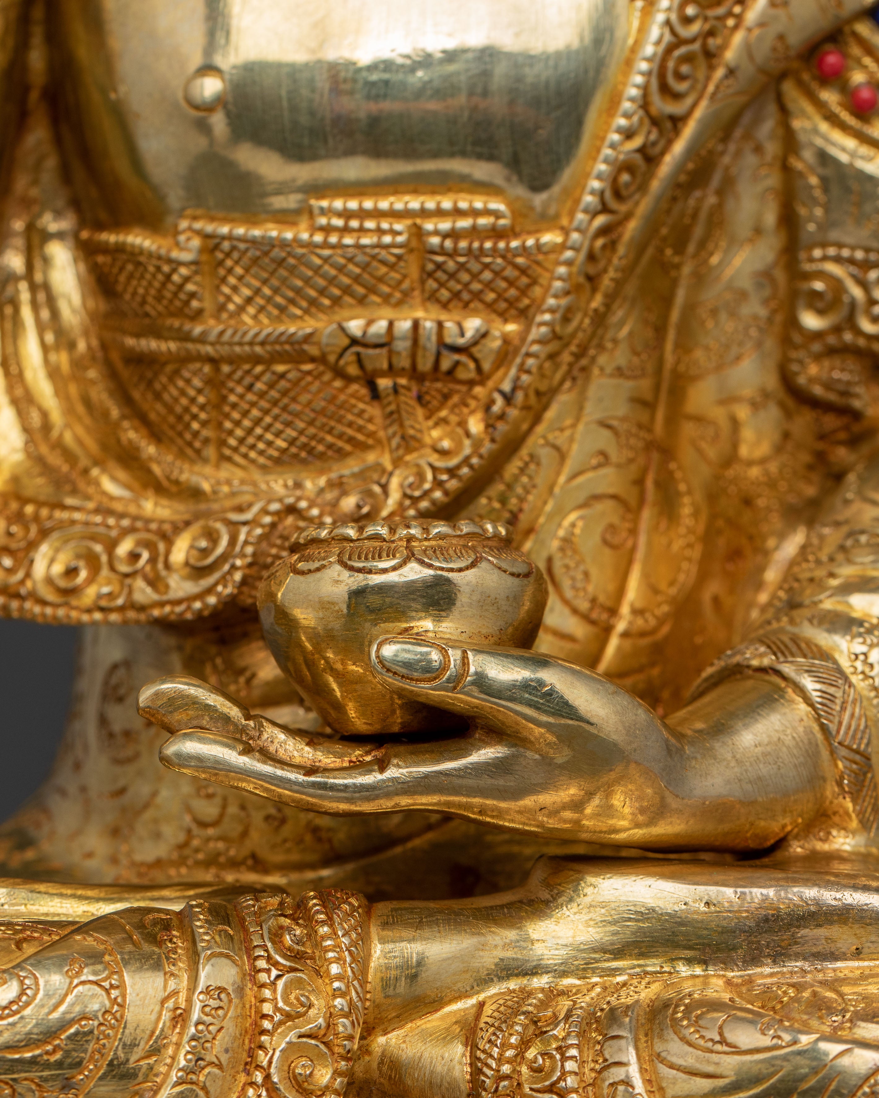 Crown Shakyamuni Buddha Spiritual Statue | 24K Gold Gilded
