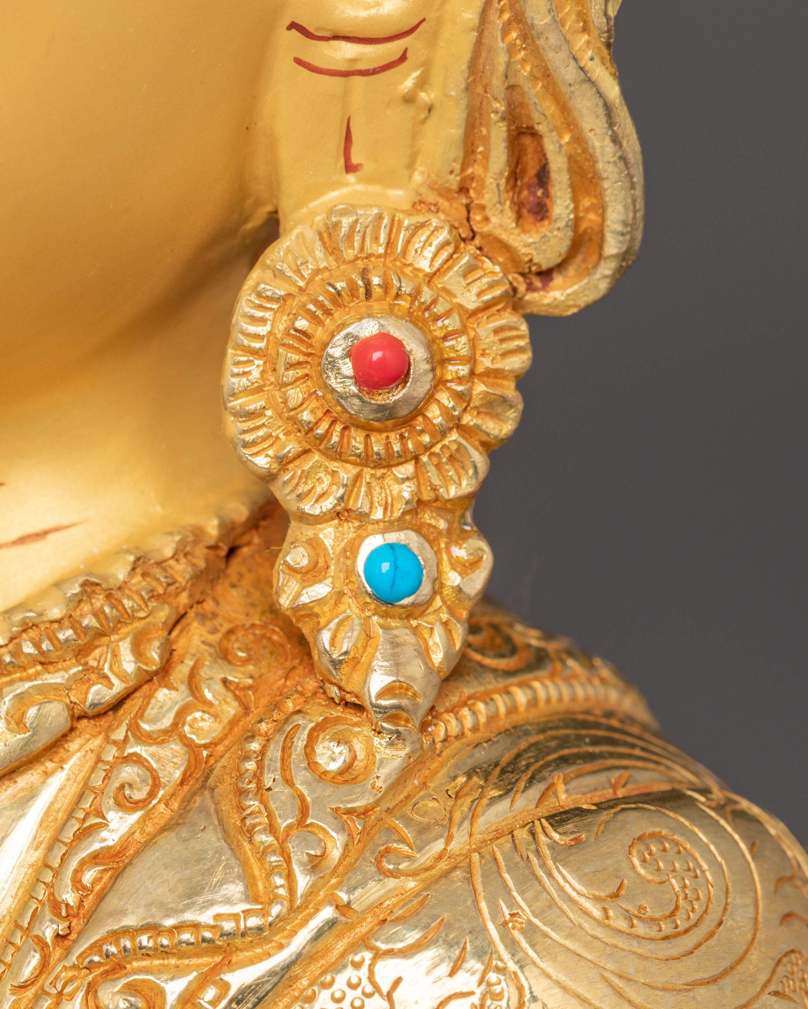 Shakyamuni Buddha Golden Statue | Historical Buddha Sculpture