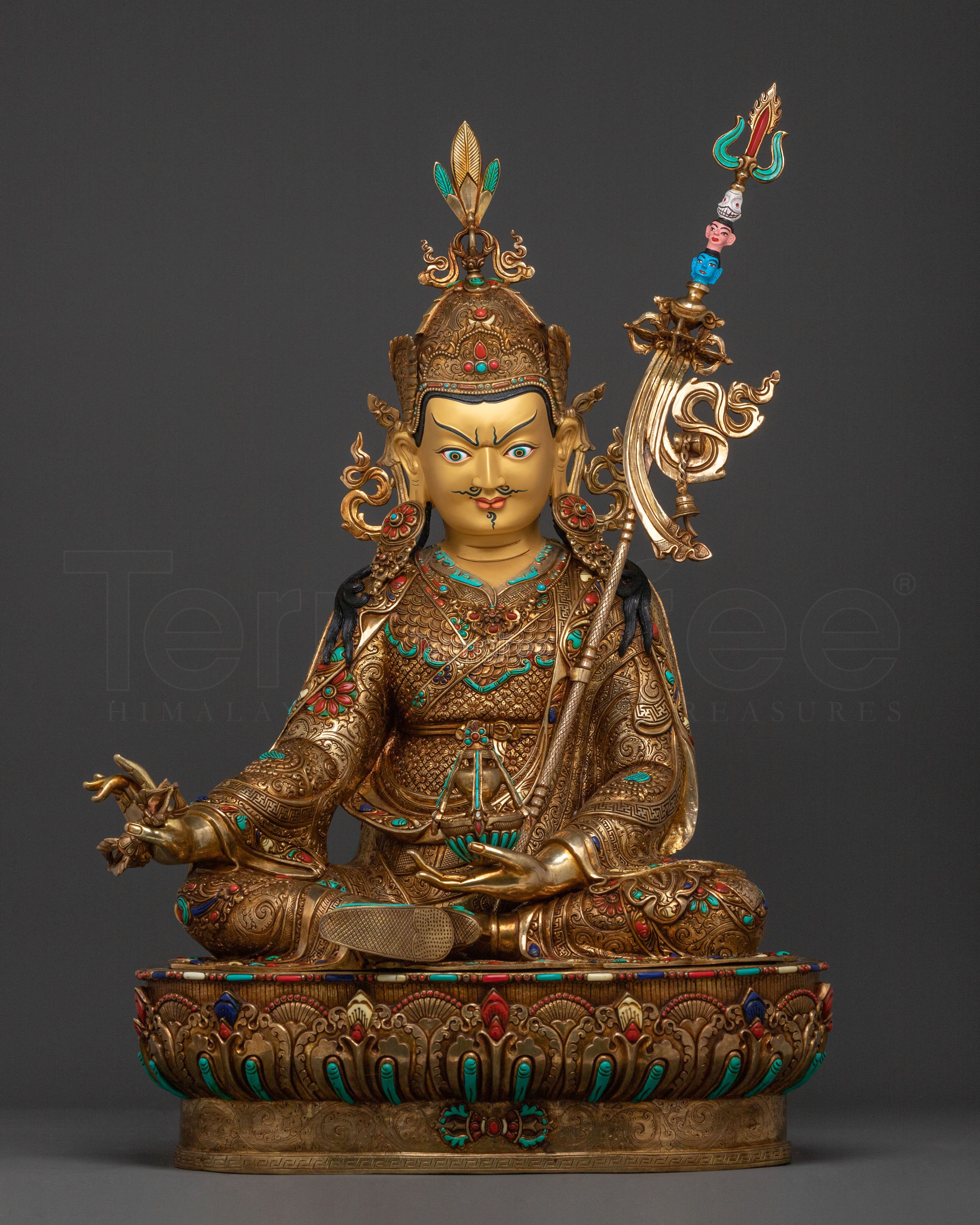 Guru Rinpoche Statue