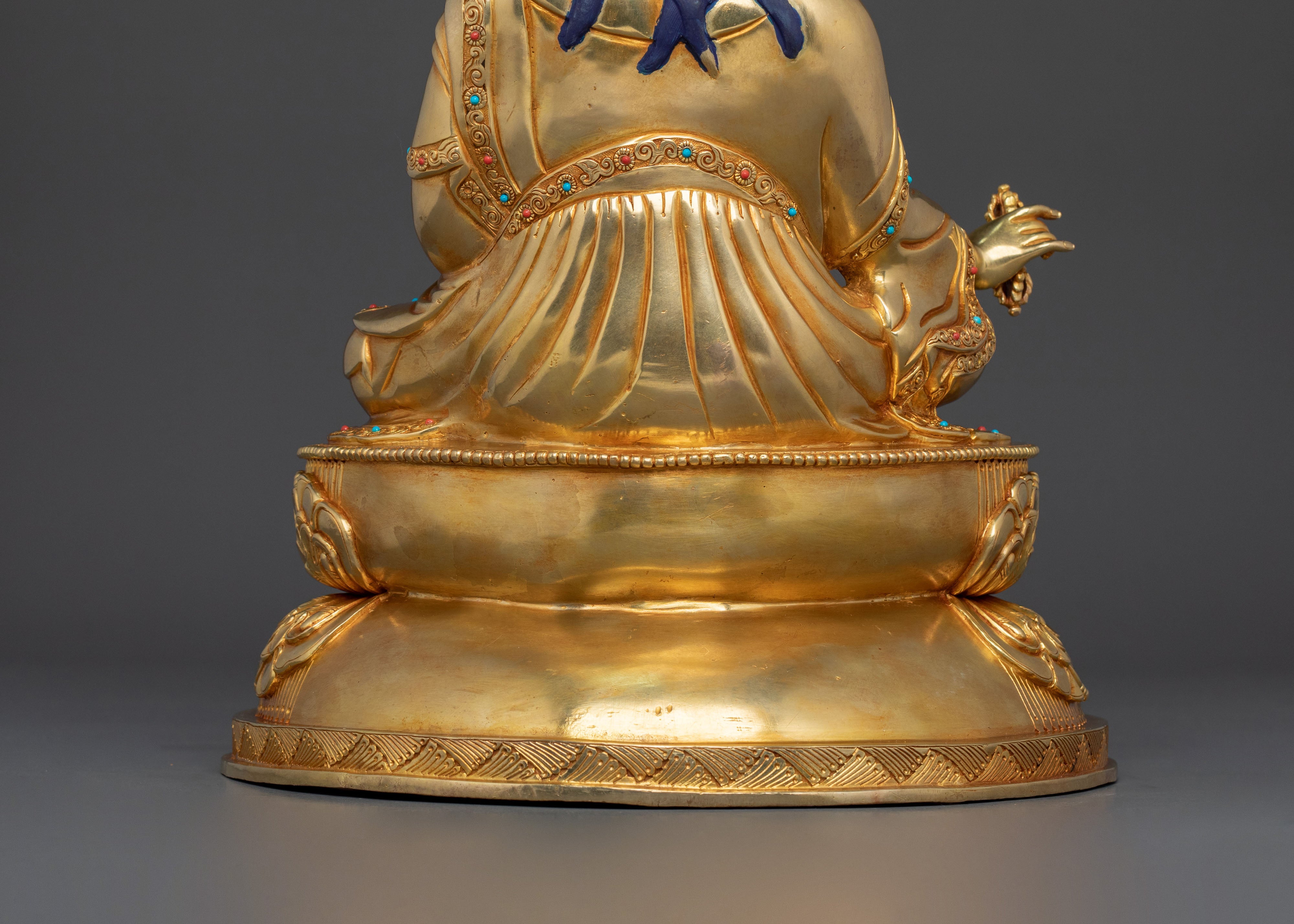 Guru Rinpoche Statue | Tibetan Buddhist Master