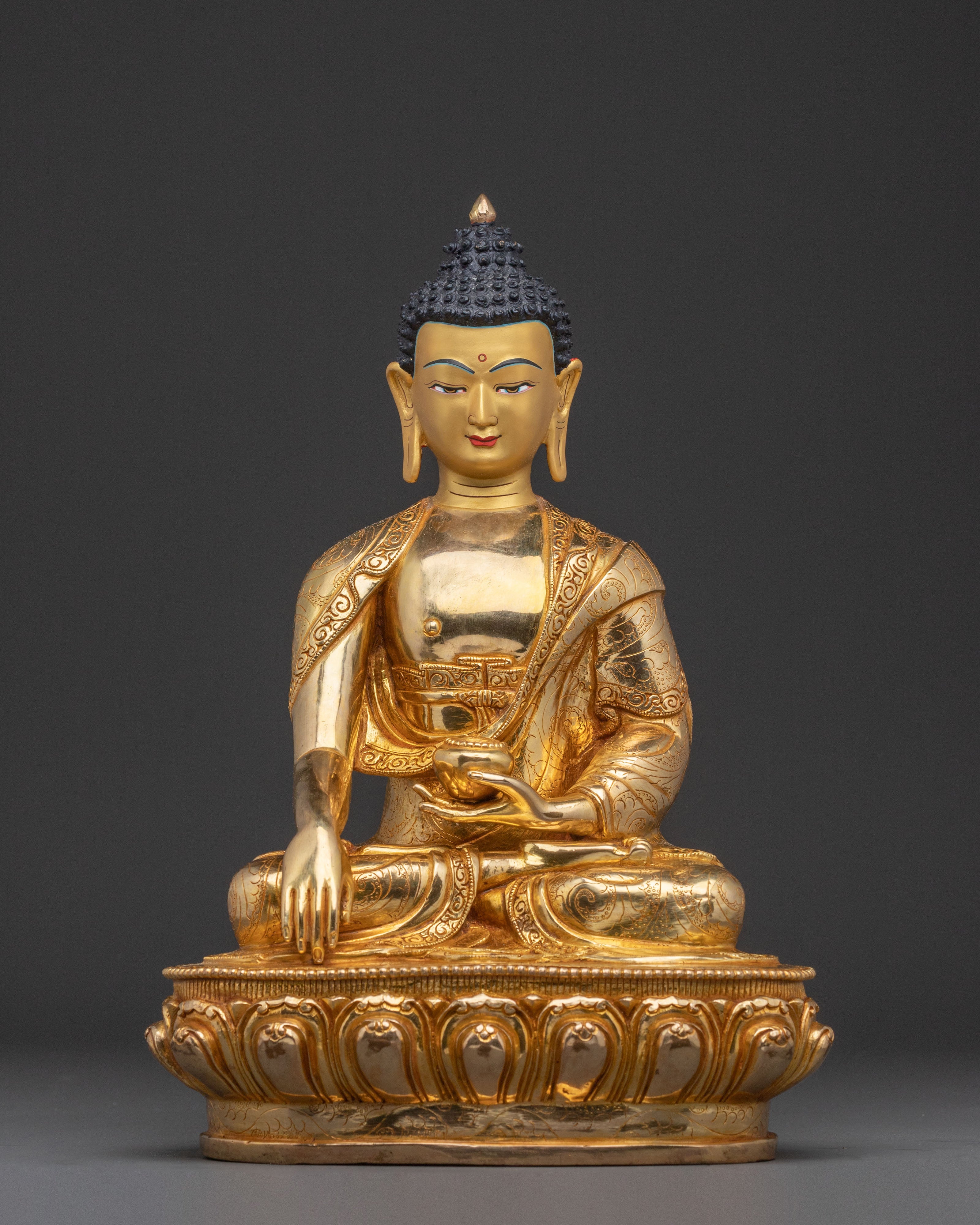 Shakyamuni Buddha Statue with Disciples - Enlightened One