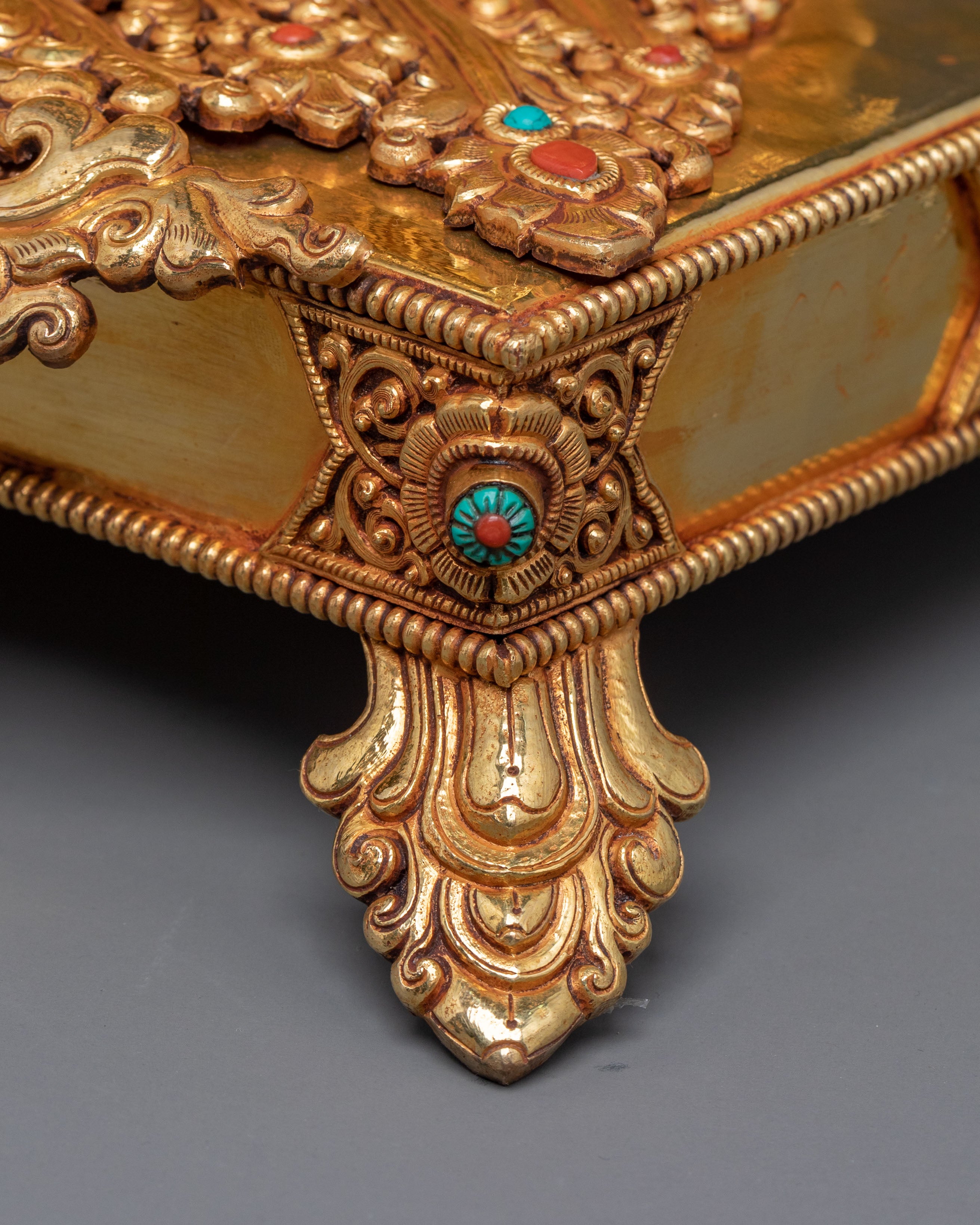 Golden Buddhist Throne: Home Decor
