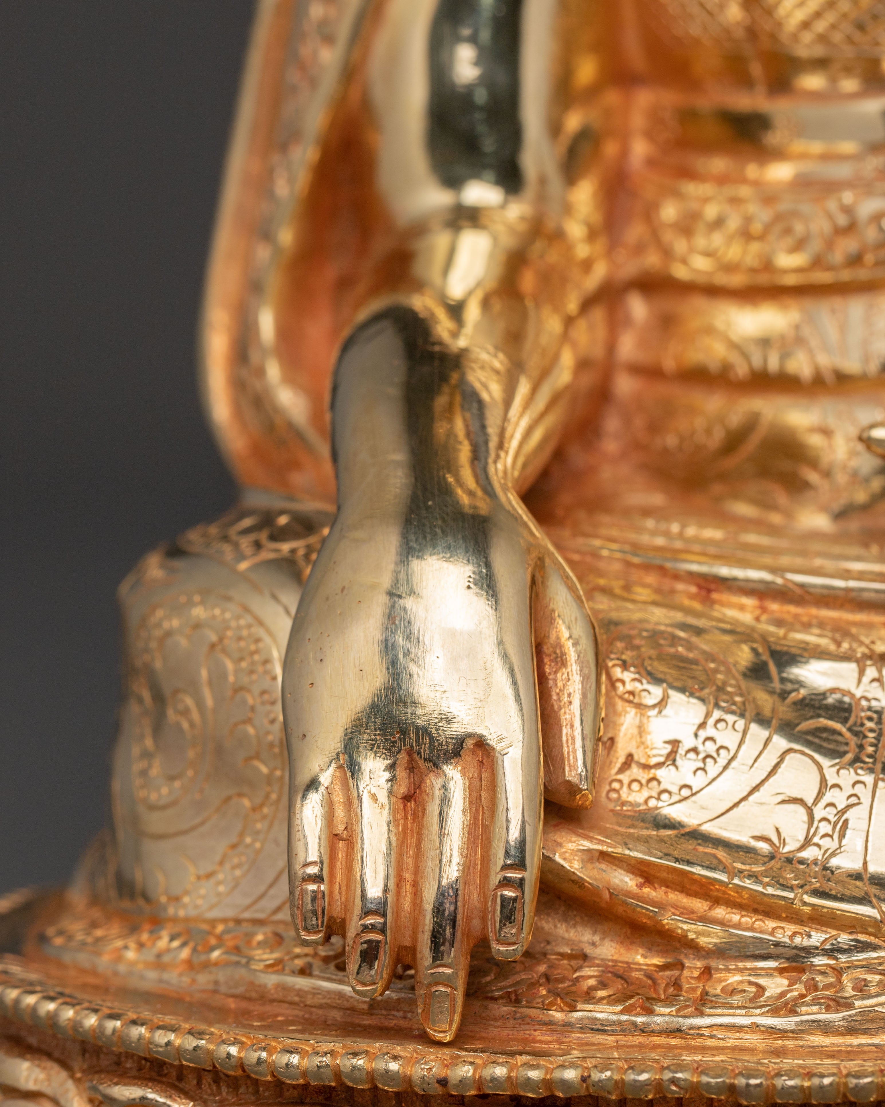 Guru Shapdum Golden Statue | Spiritual Master