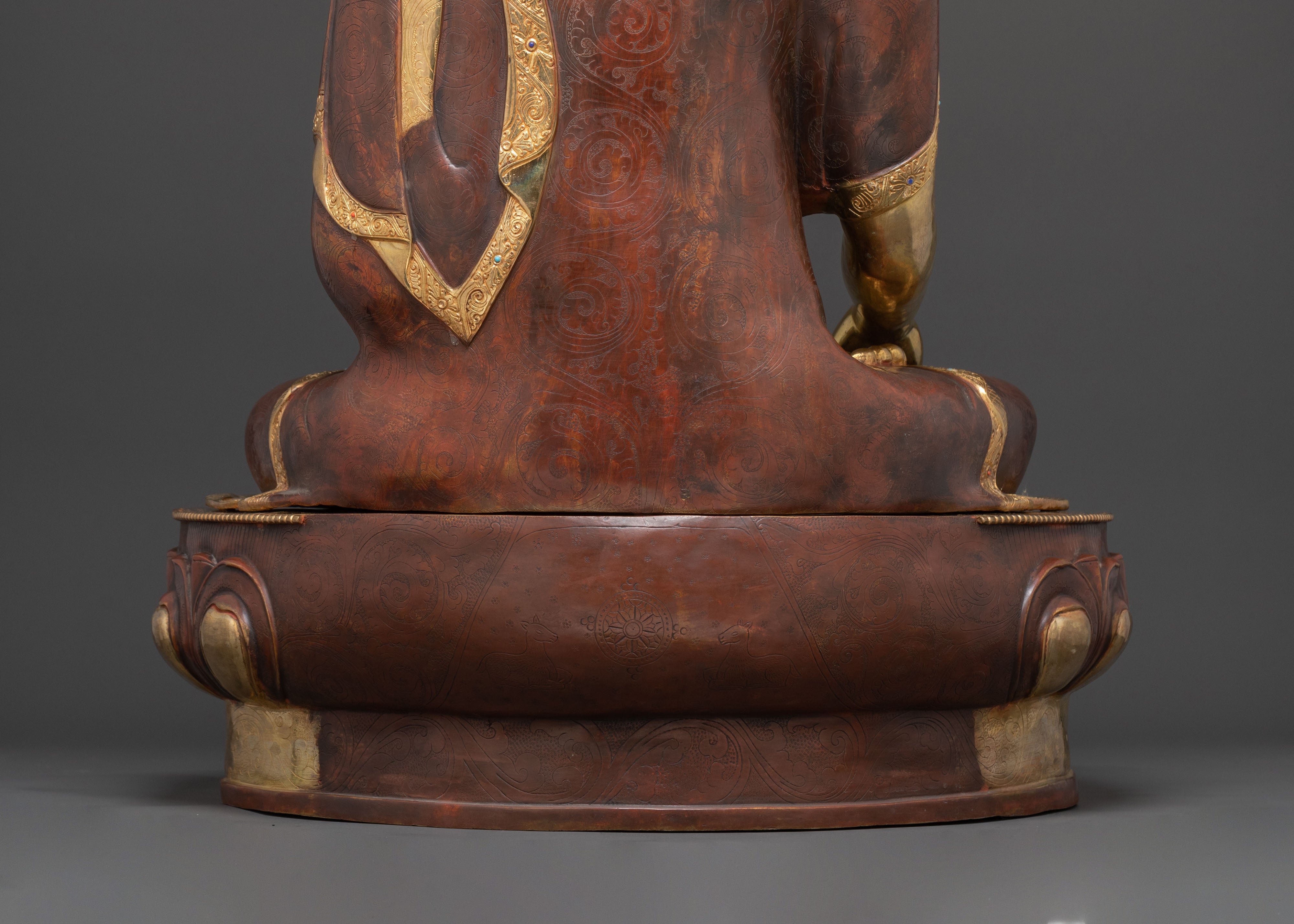 Shakyamuni Buddha Divine Statue - Handcrafted Gilded Copper Statue