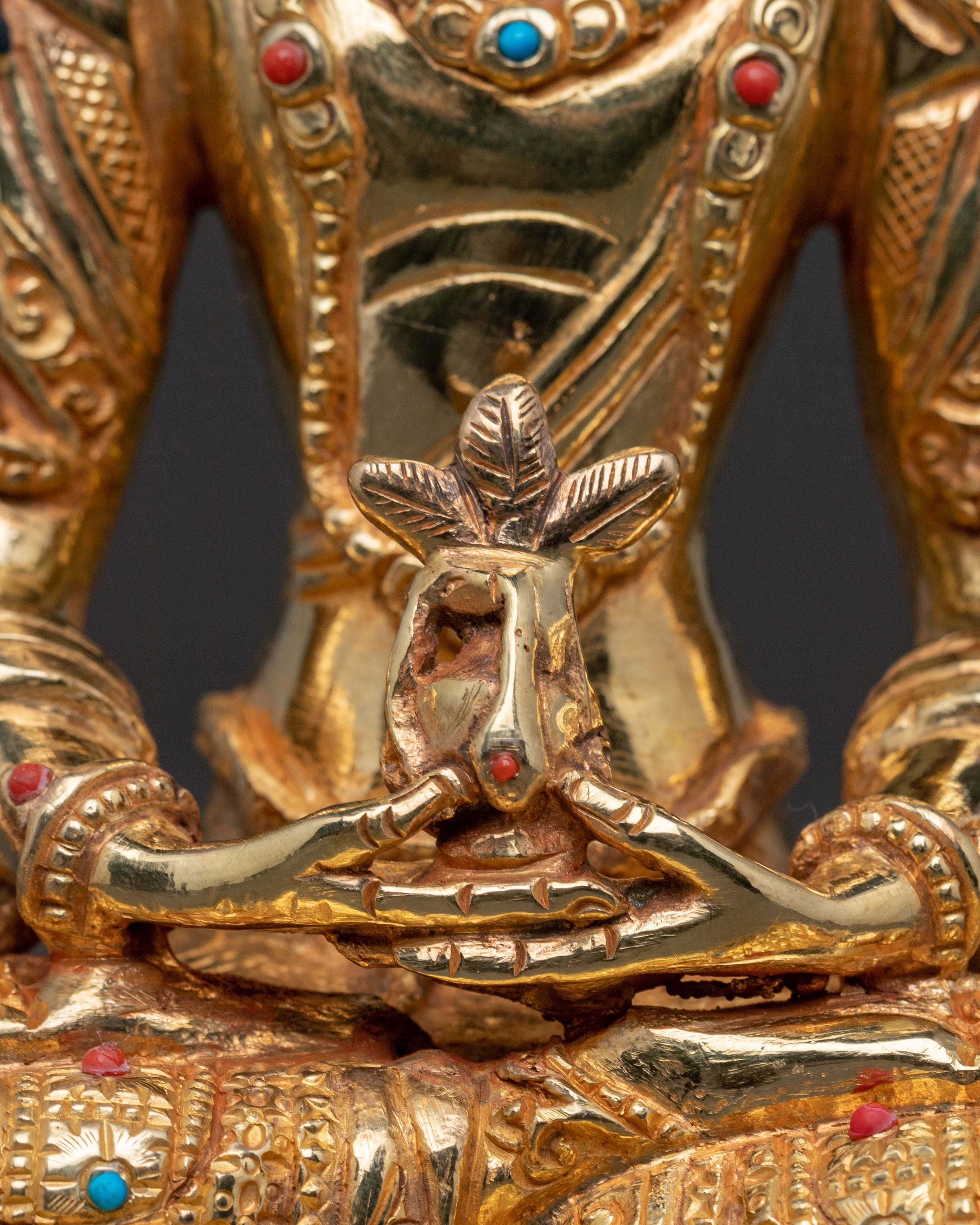 Amitayus Himalayan Statue – Auspicious Golden Form