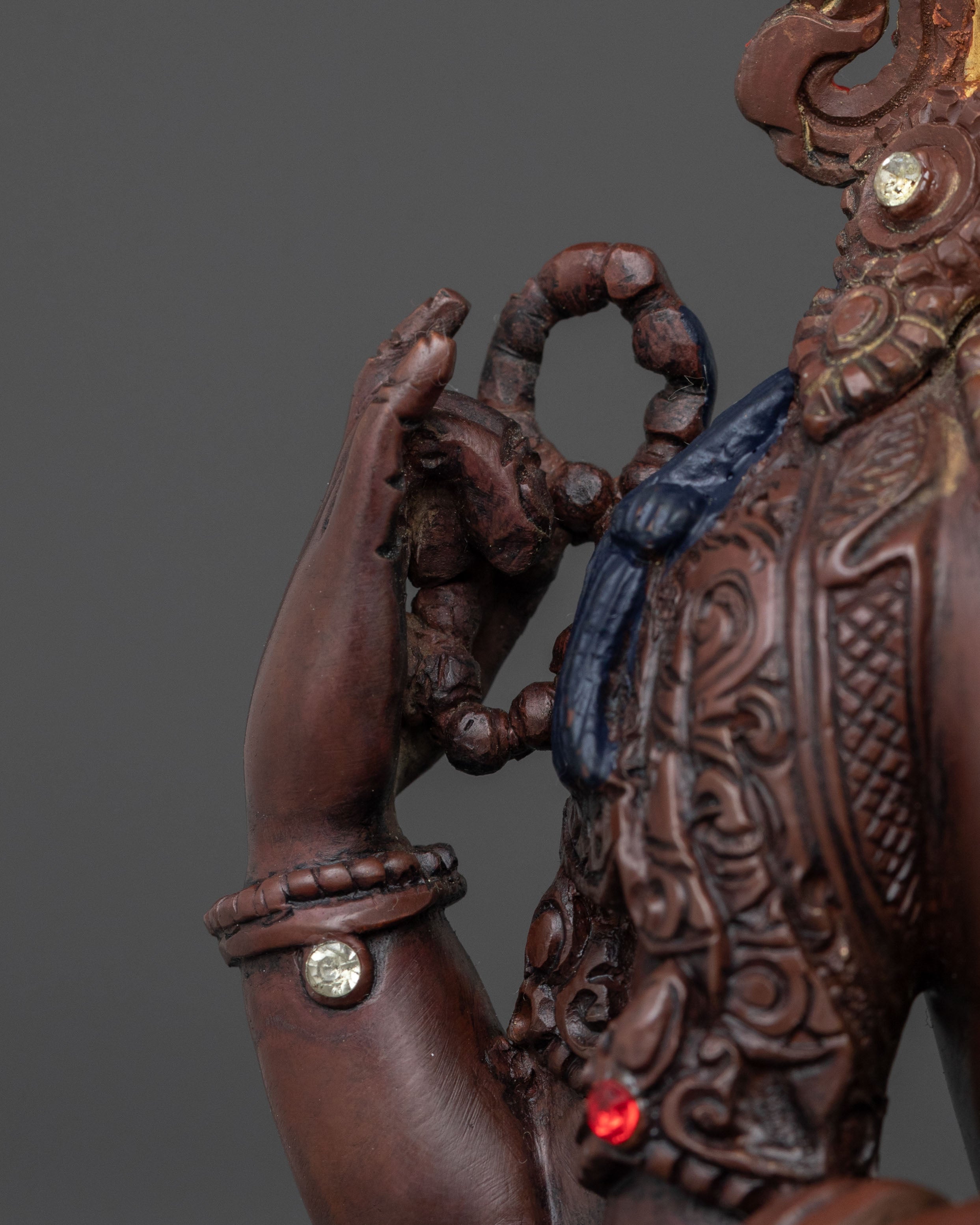 Avalokiteshvara Sculpture | Bodhisattva of Compassion