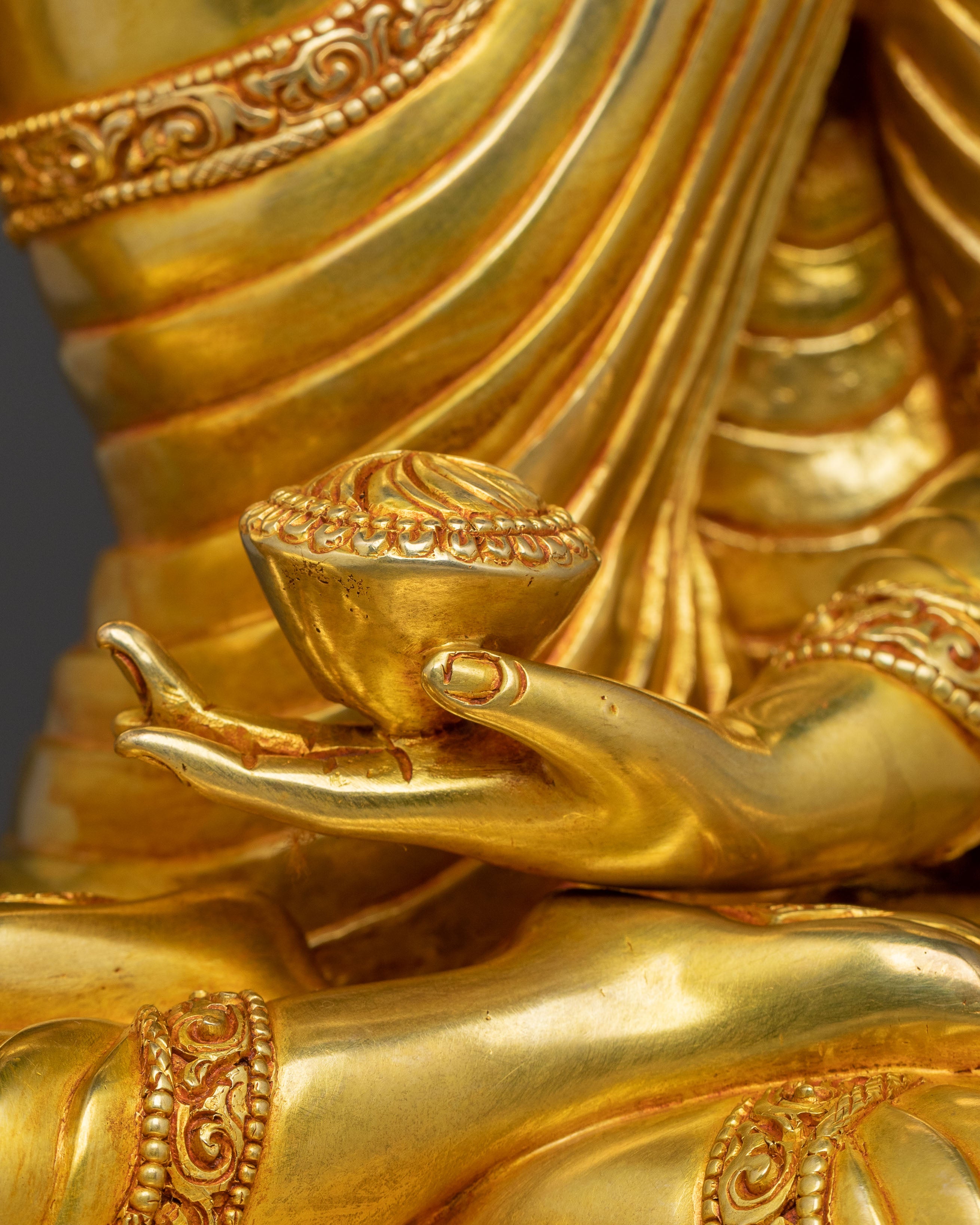 Shakyamuni Buddha Statue — 24K Gold Gilded Serenity
