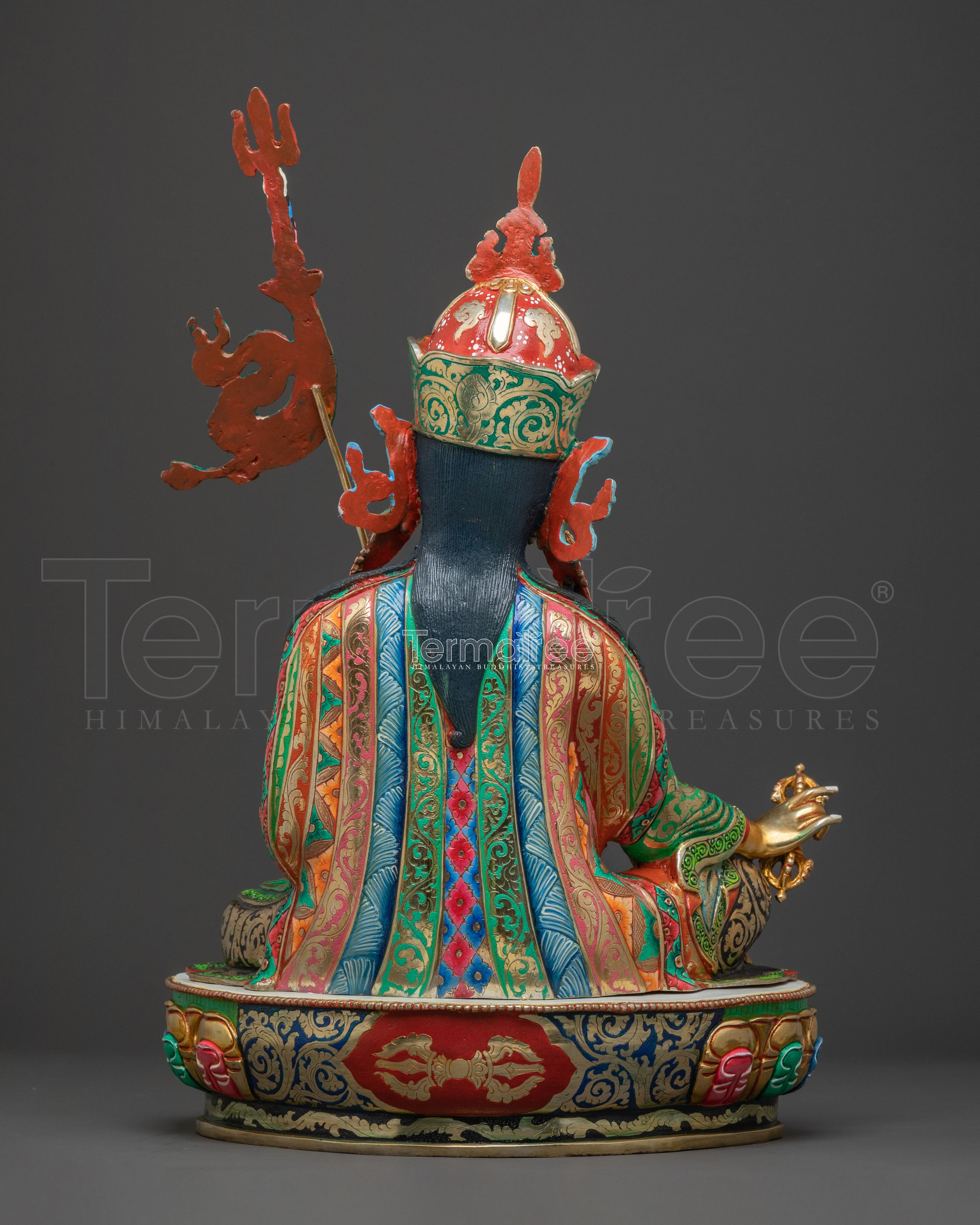 Guru Rinpoche Protector Statue: Sacred Figure