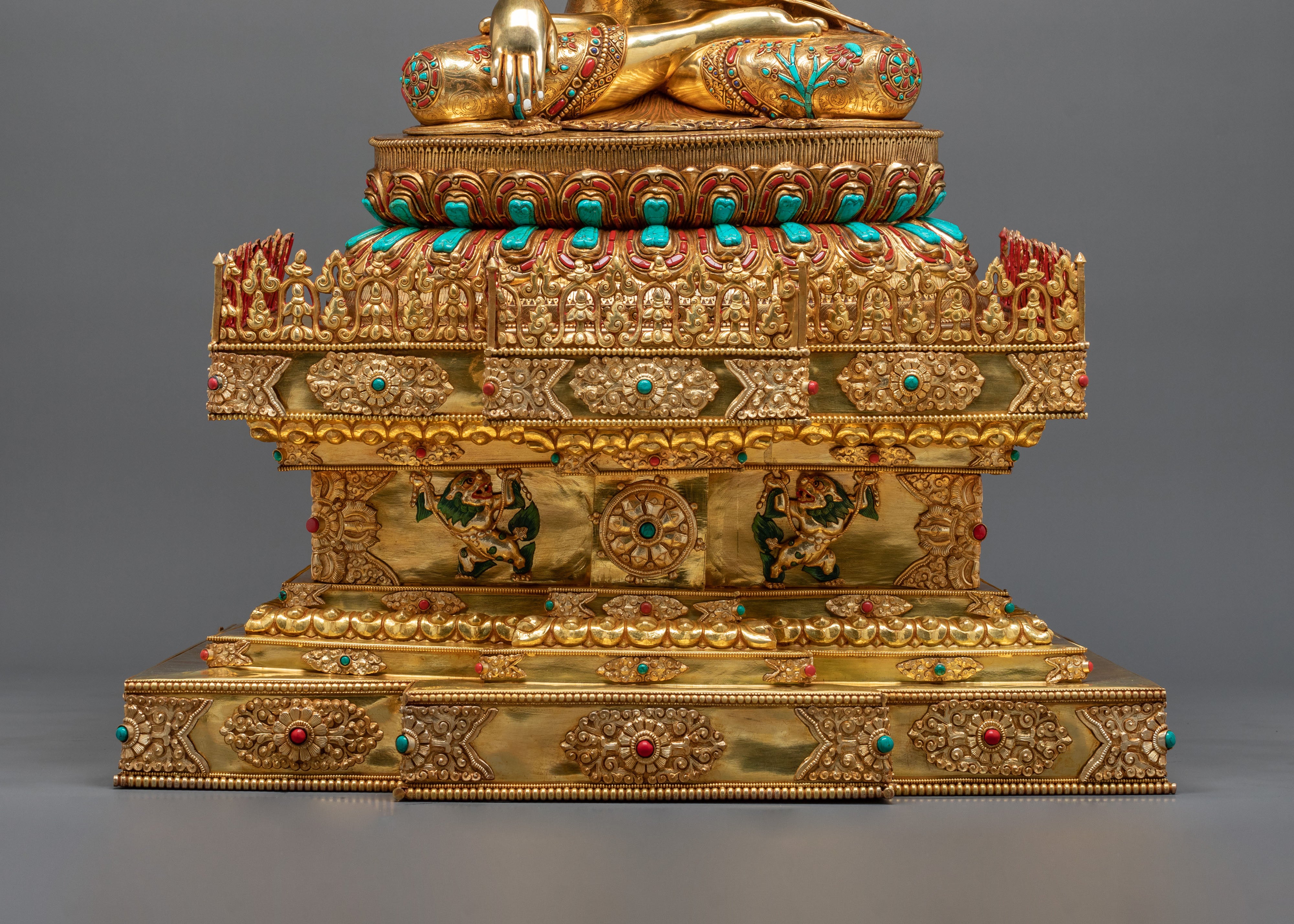 Crown Shakyamuni Buddha on Throne | Exquisite 24K Gilded Figurine