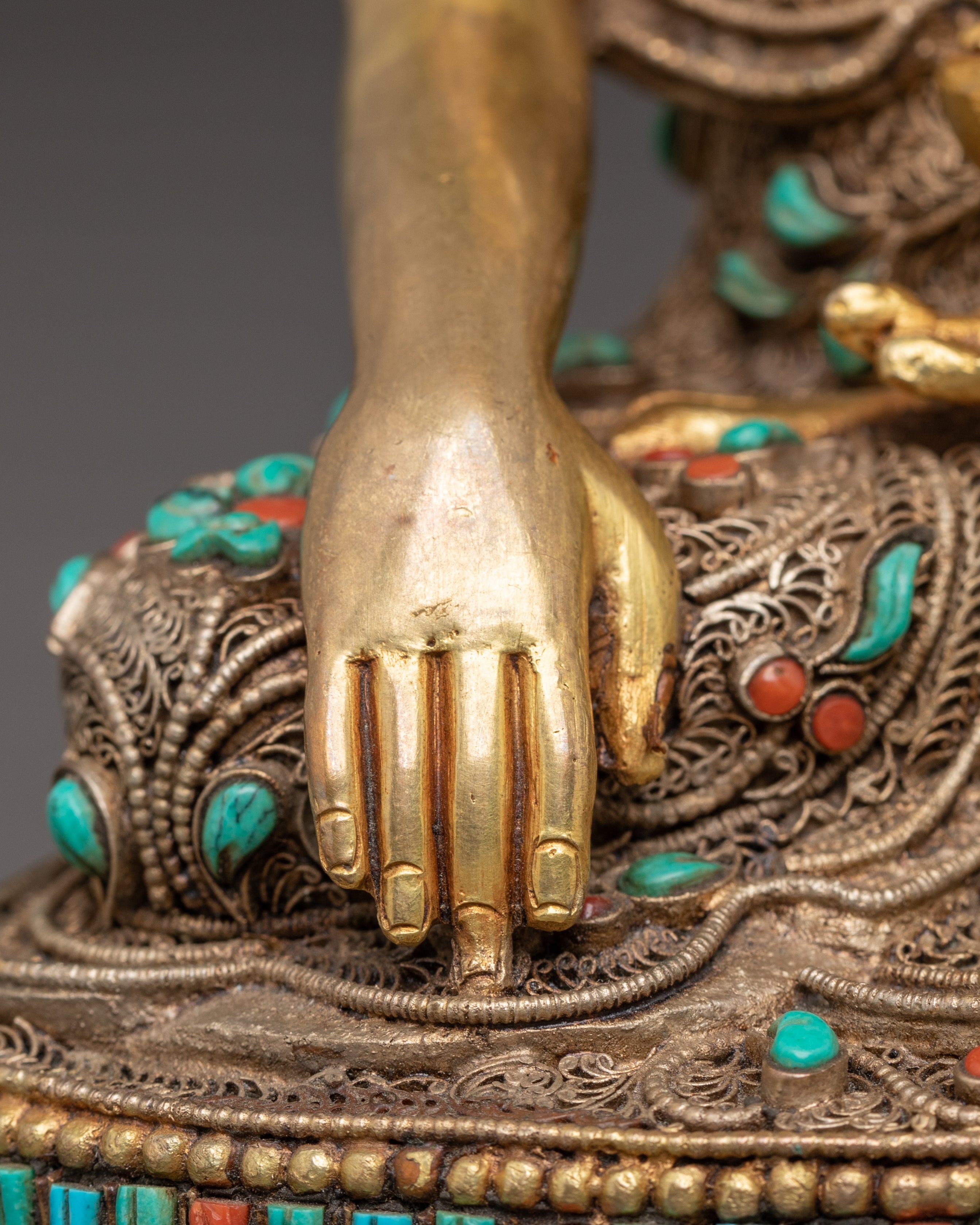 Shakyamuni Buddha Statue: The Awakened One | Historical Buddha