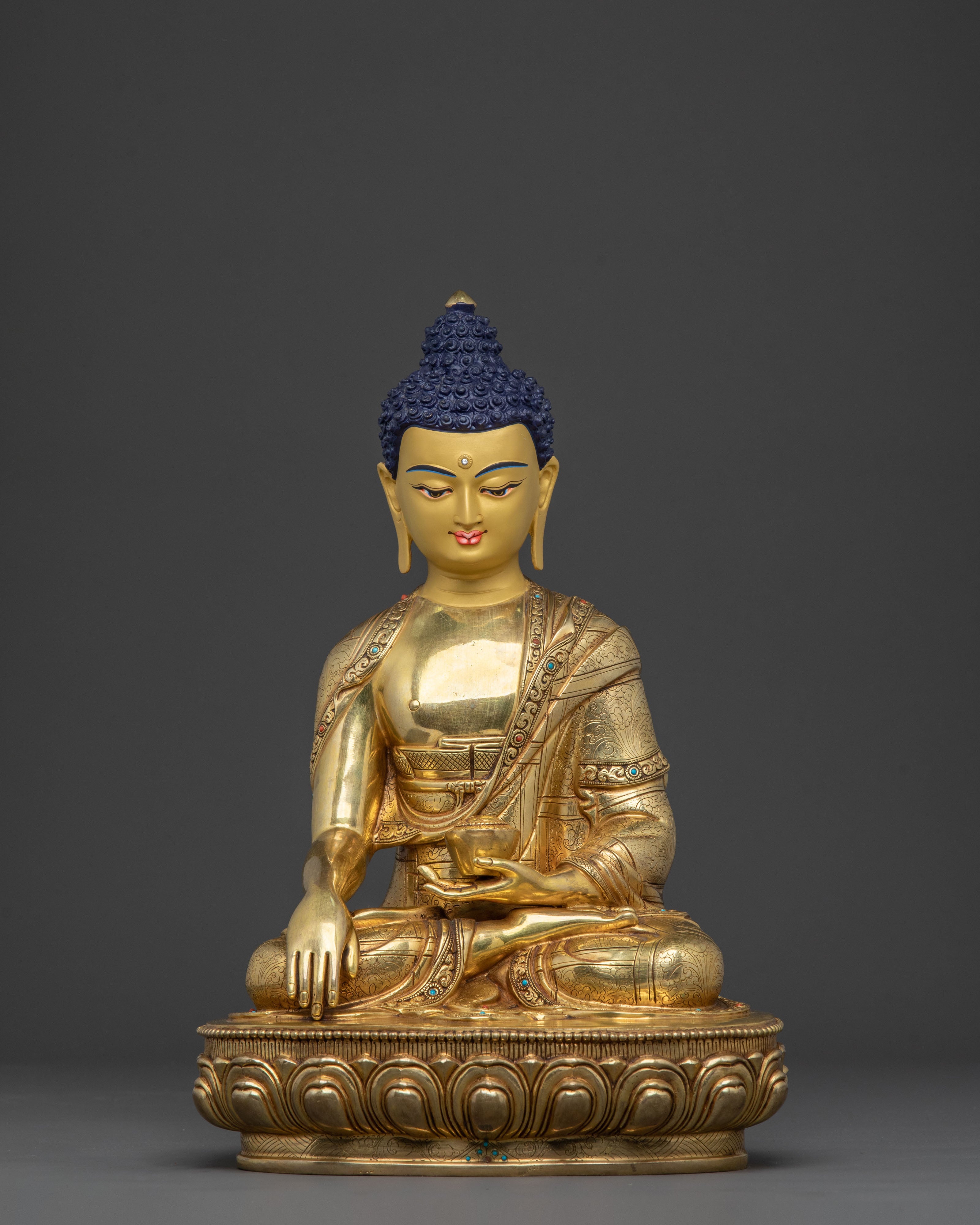 Handmade Shakyamuni Buddha Himalayan Statue