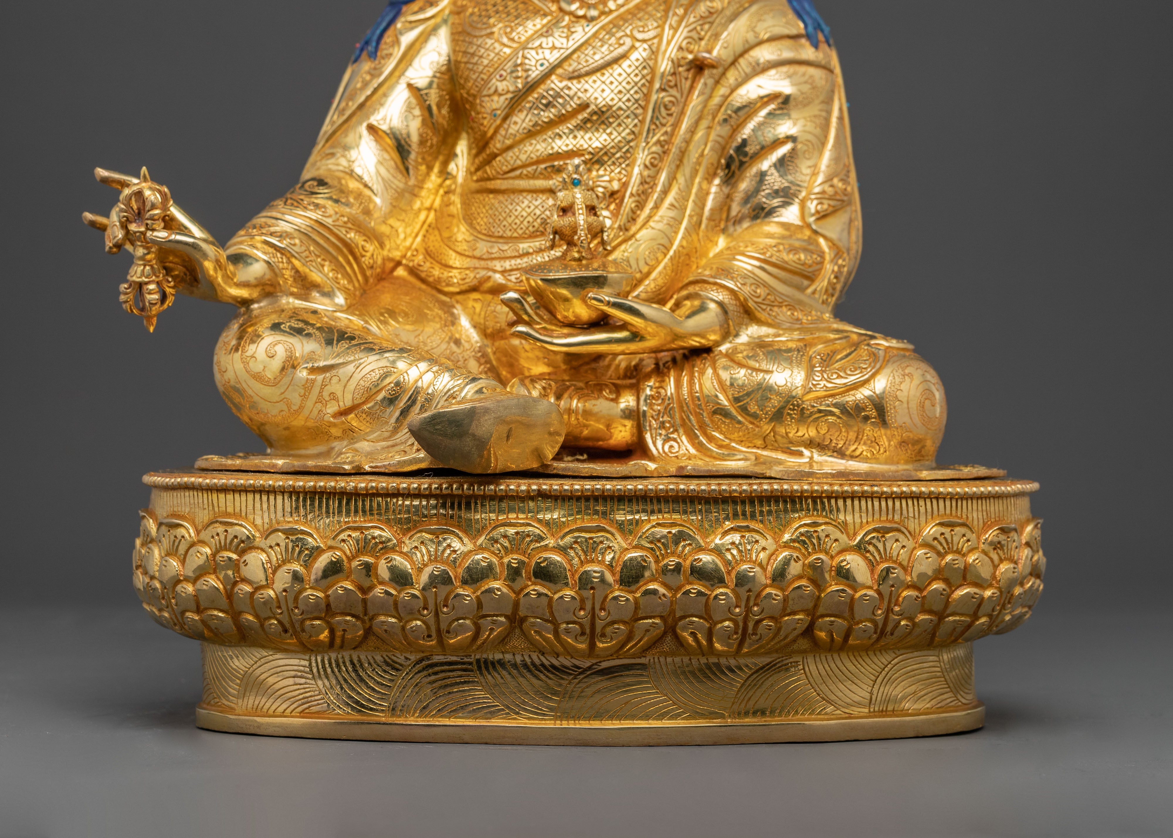 Guru Rinpoche Statue: Master of Vajrayana Tantric Buddhism