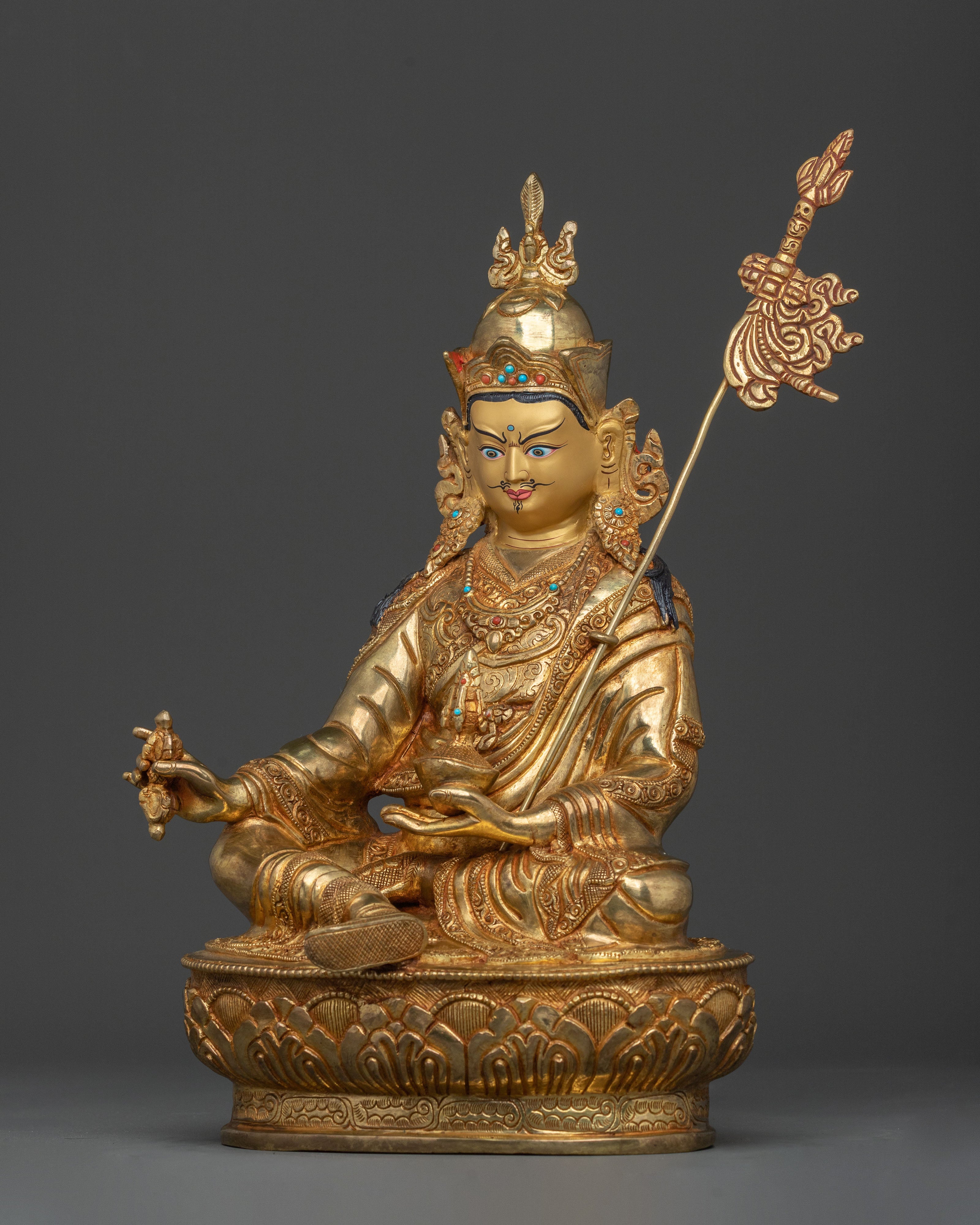 Guru Rinpoche Spiritual Statue | Divine Protector