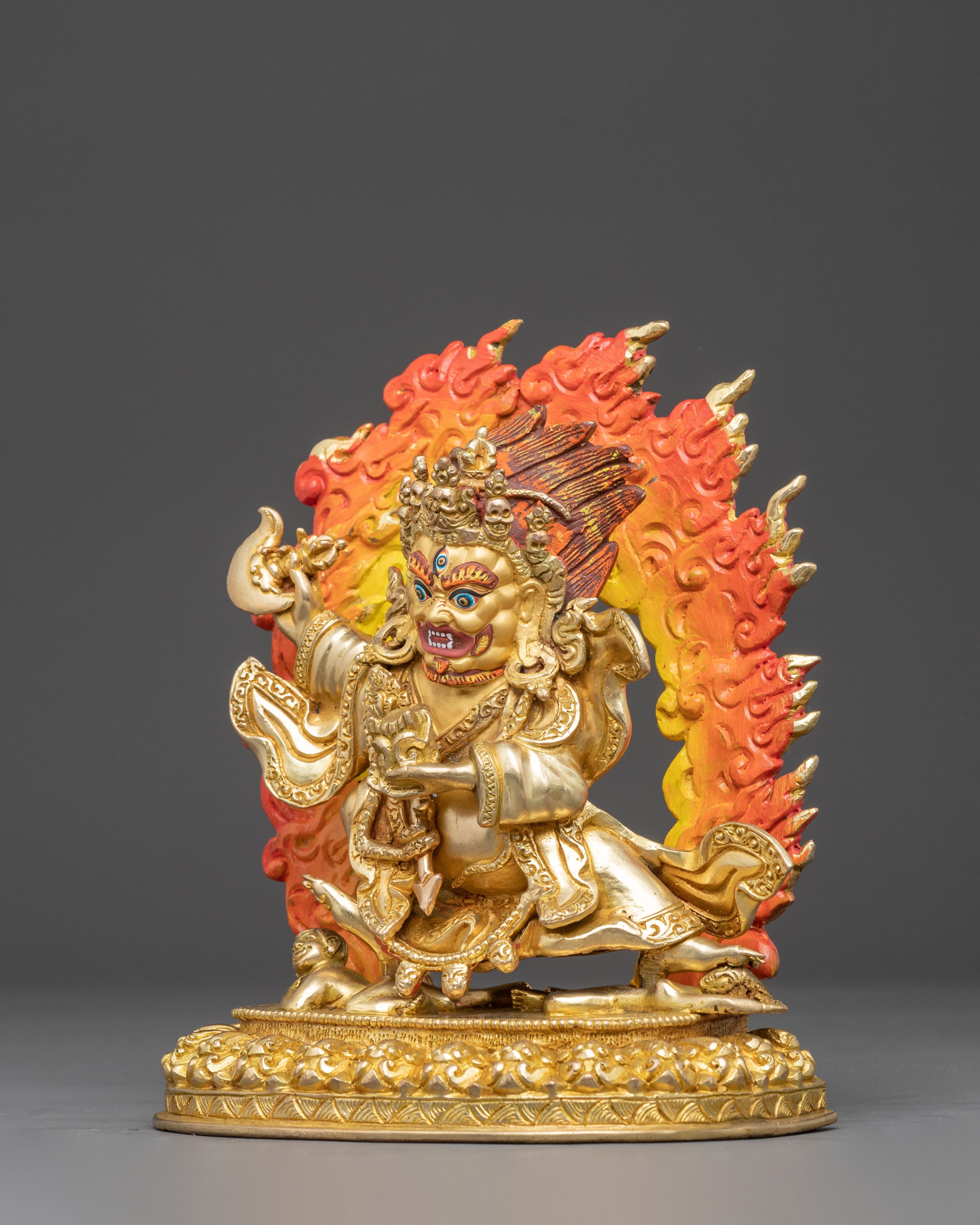 Mahakala Bernagchen Statue: Protector of the Dharma