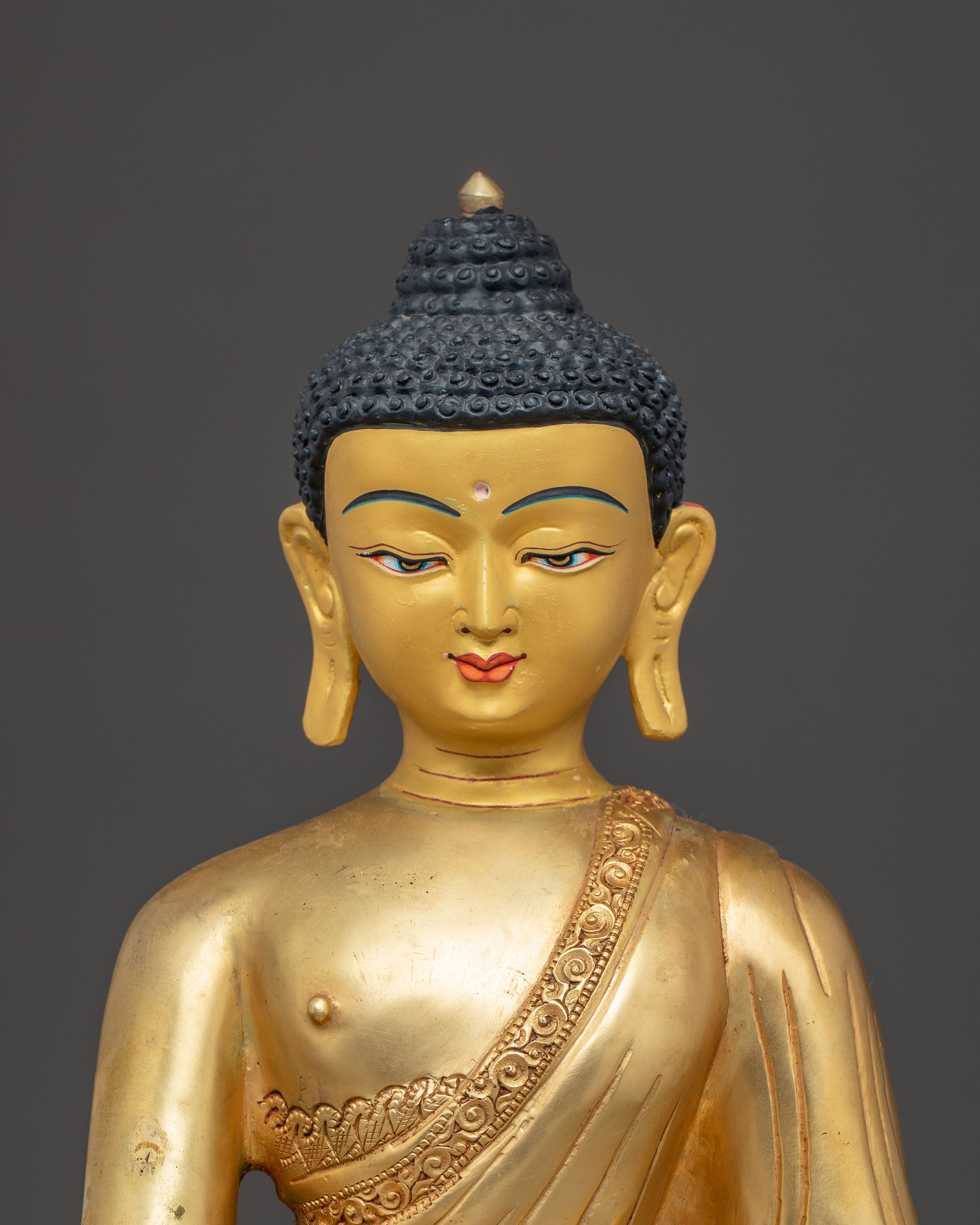 Handmade Gautama Buddha Statue: Symbol of Knowledge and Wisdom