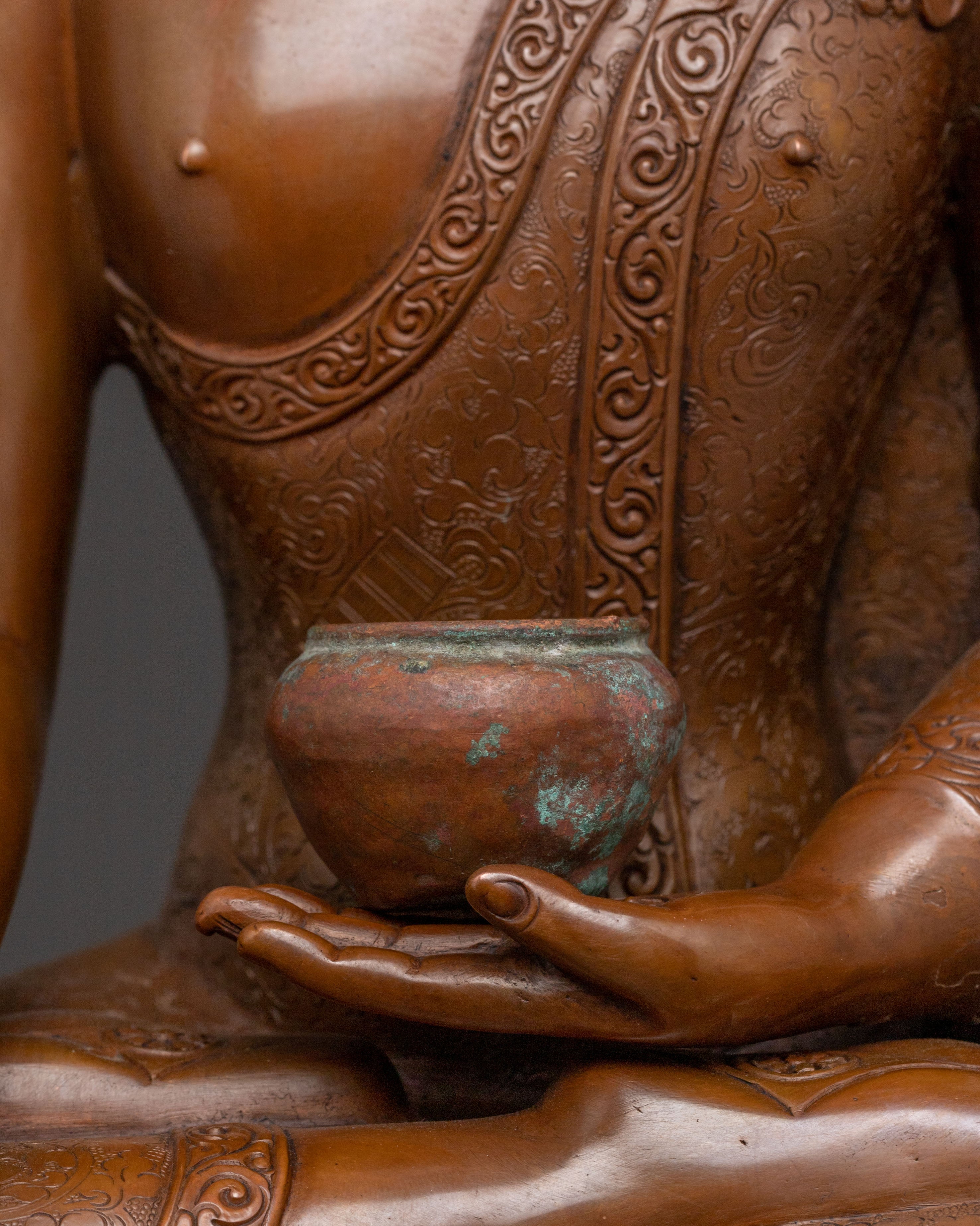 Shakyamuni Buddha Sculpture on Throne for Altar