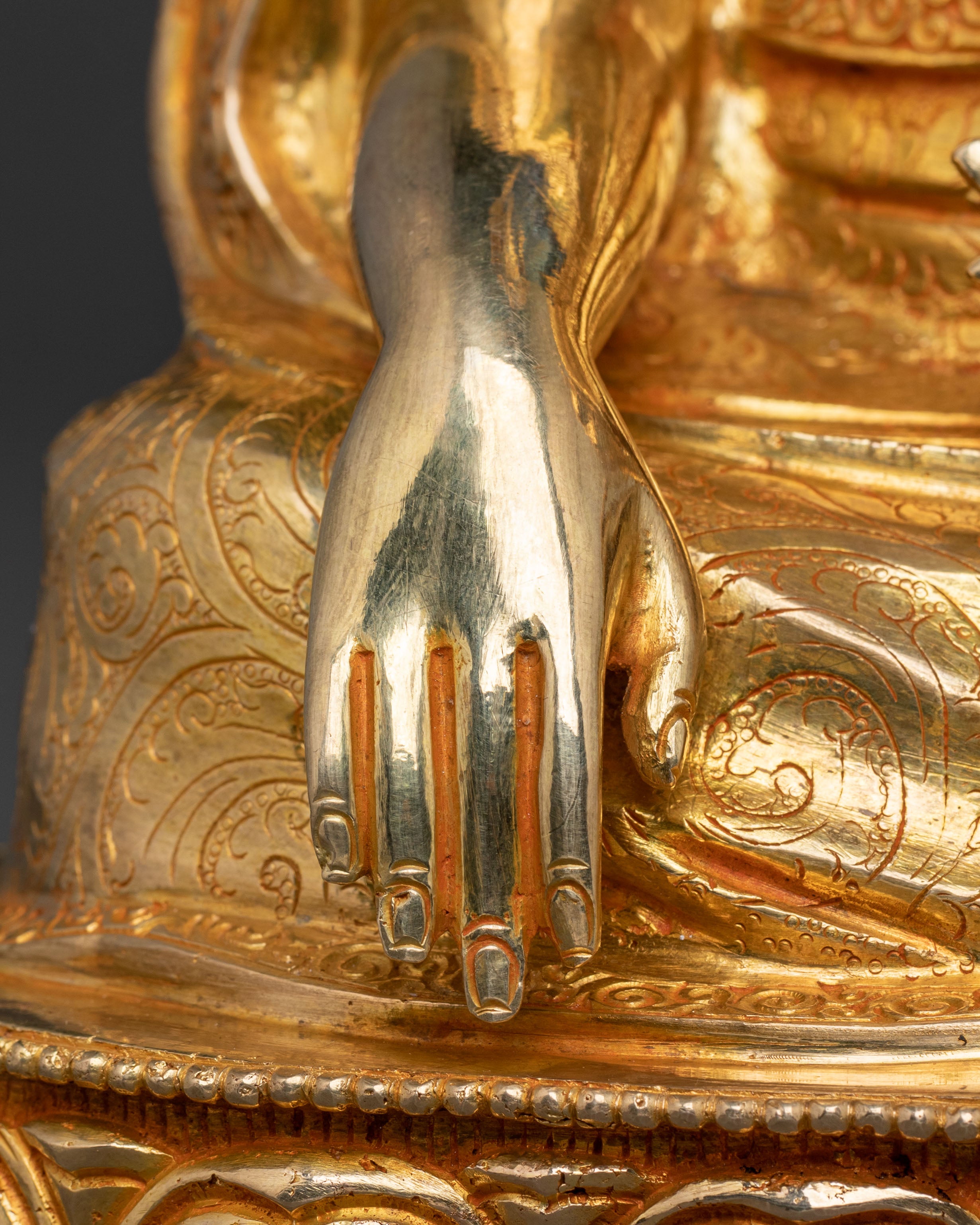 Guru Shapdum Sculpture – Handcrafted Wisdom