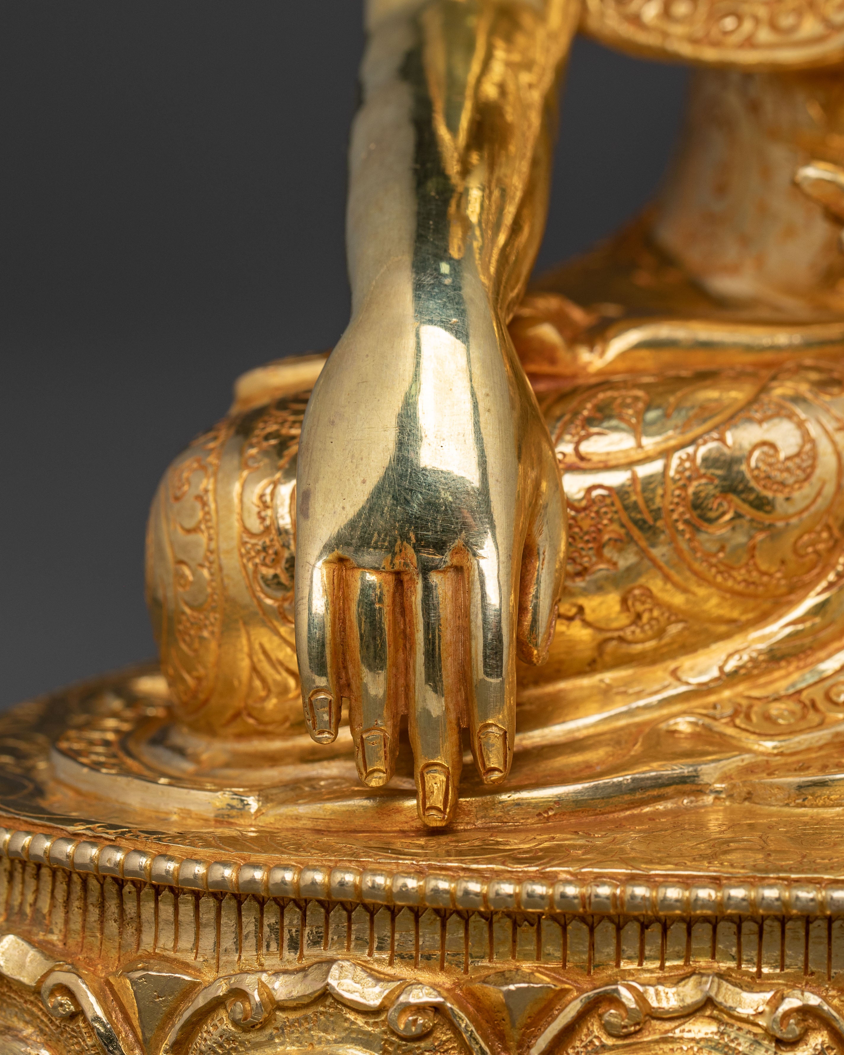 Teacher of Humanity Shakyamuni Buddha Statue