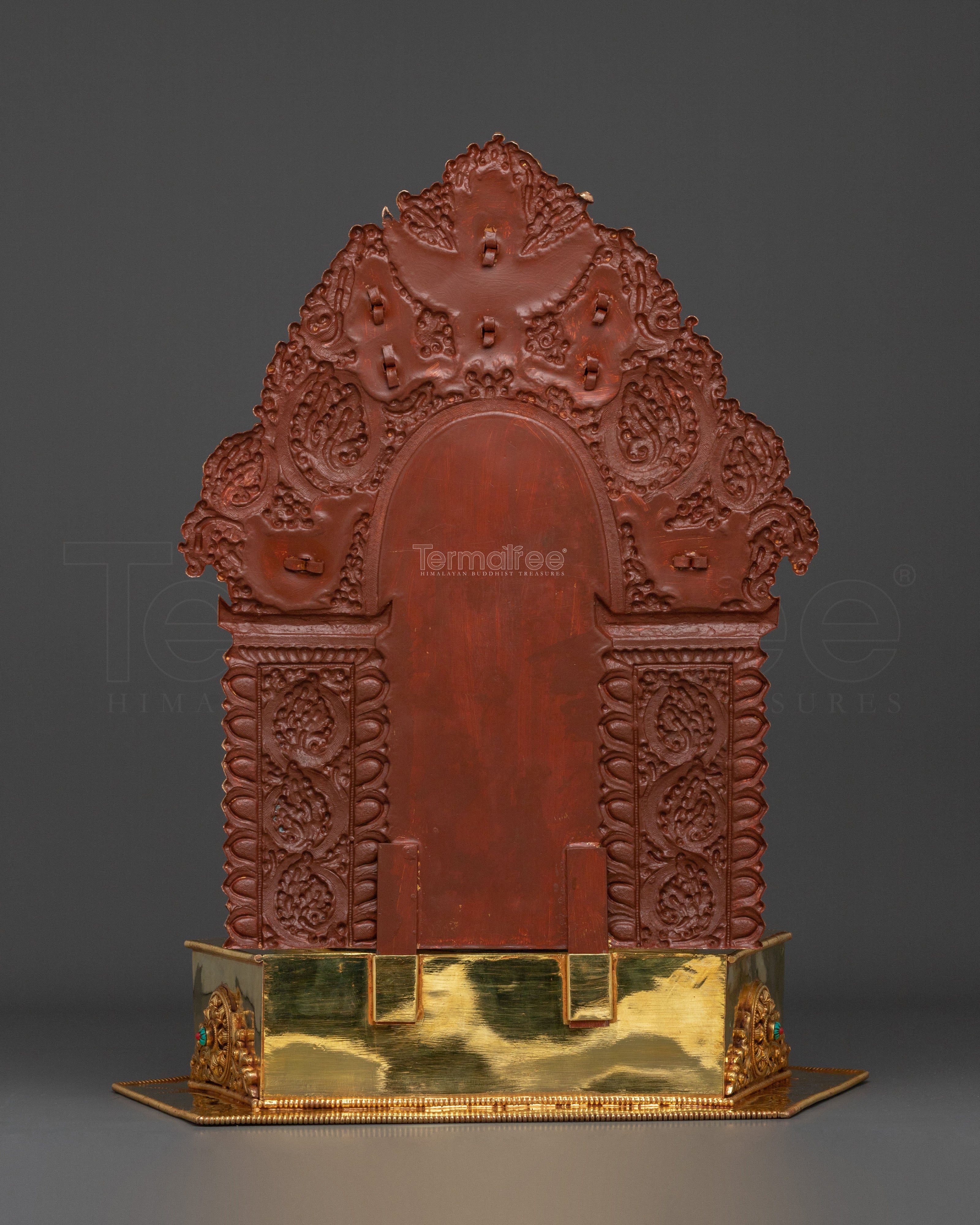 Shakyamuni Buddha Divine Sculpture on Throne