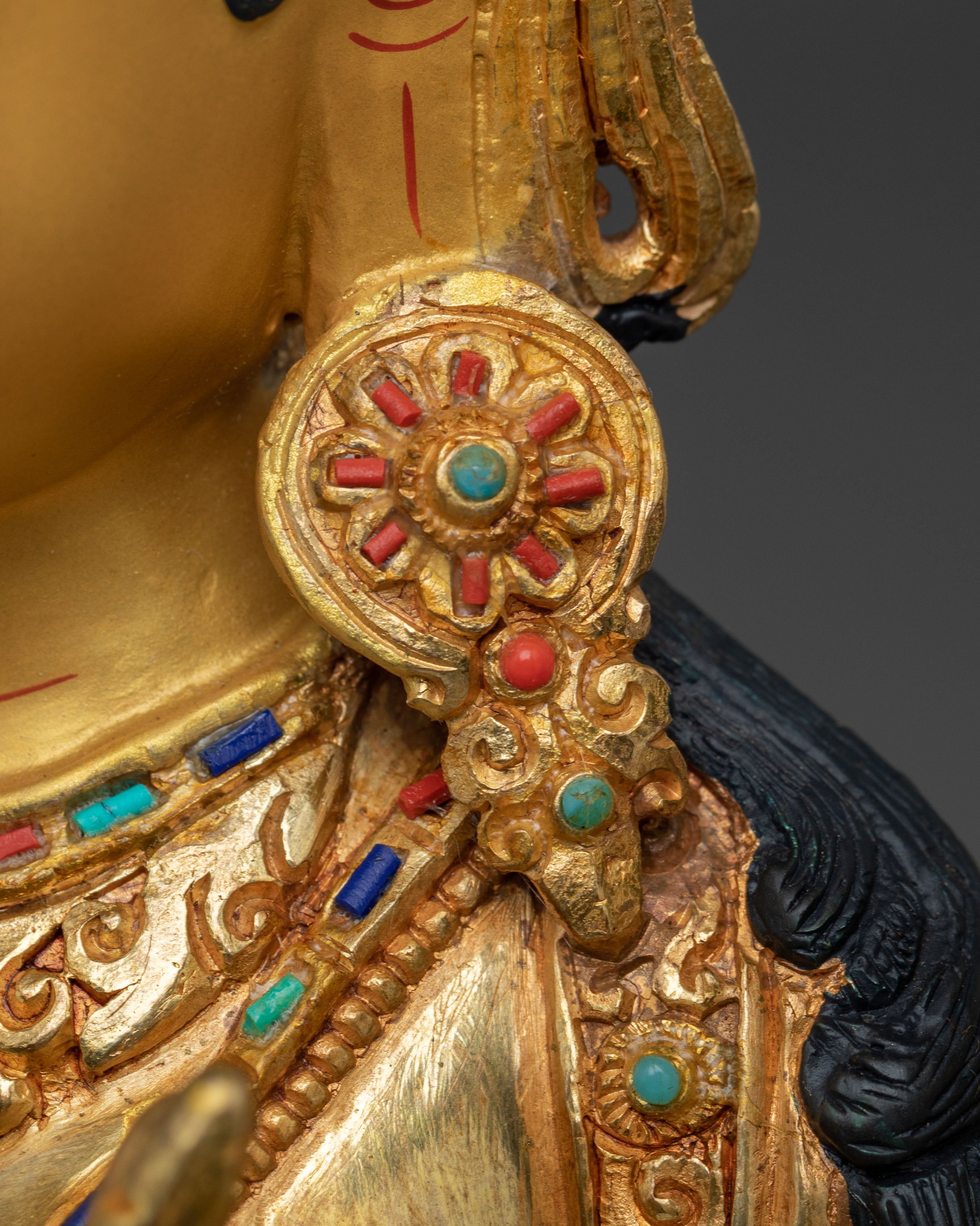 White Tara Buddhist Deity Statue: Goddess of Compassion and Longevity