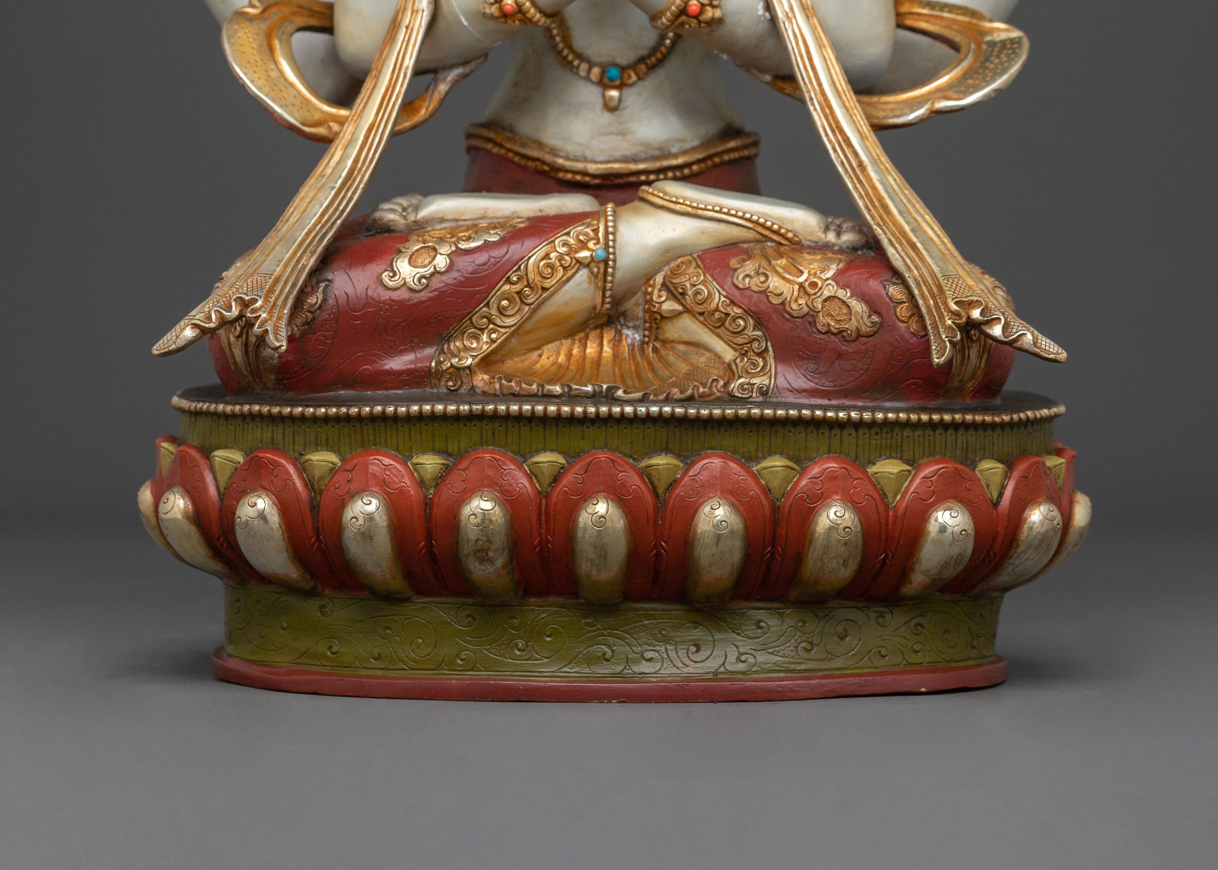 Chenrezig Statue Embodies Boundless Compassion
