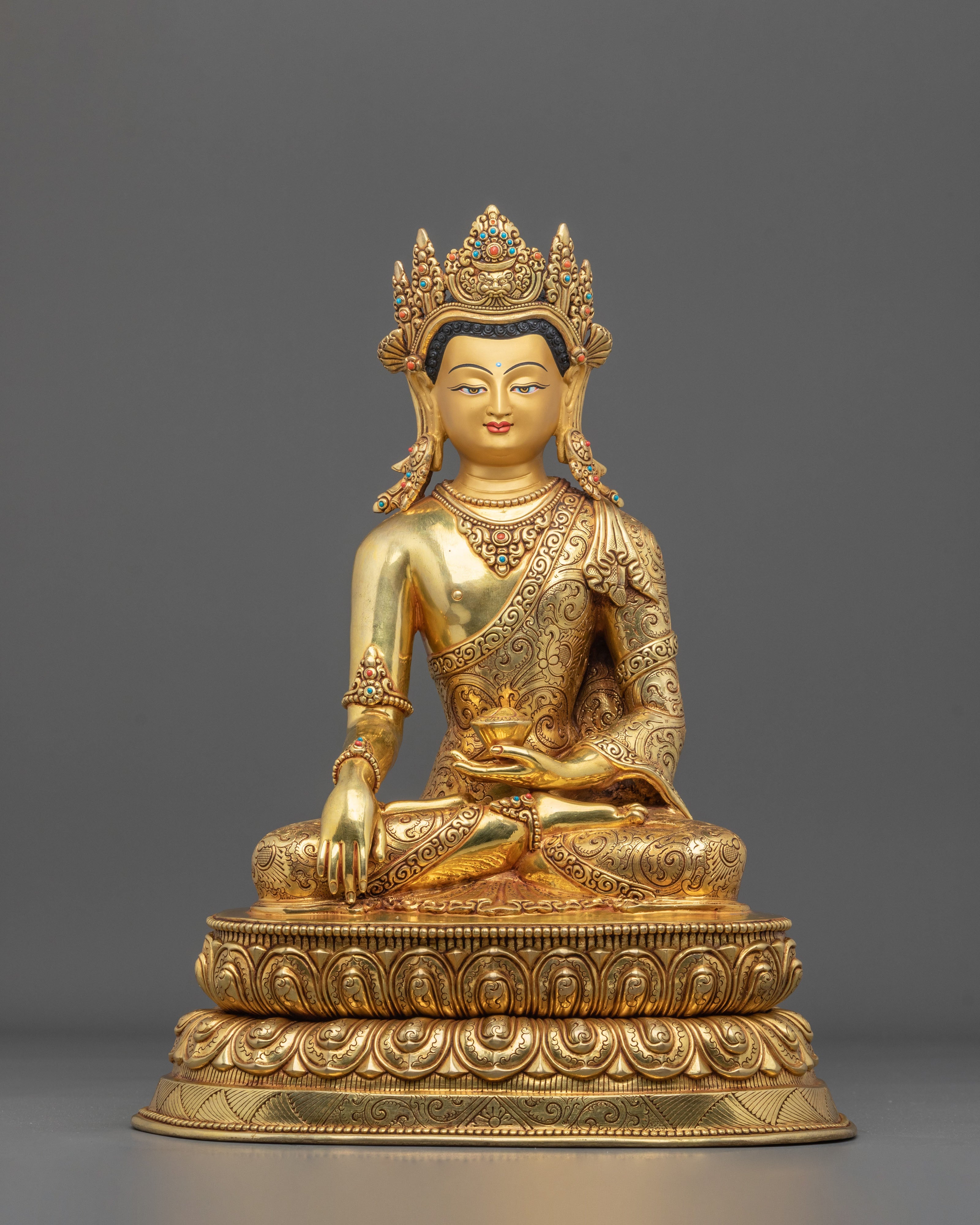 Crown Shakyamuni Buddha Statue