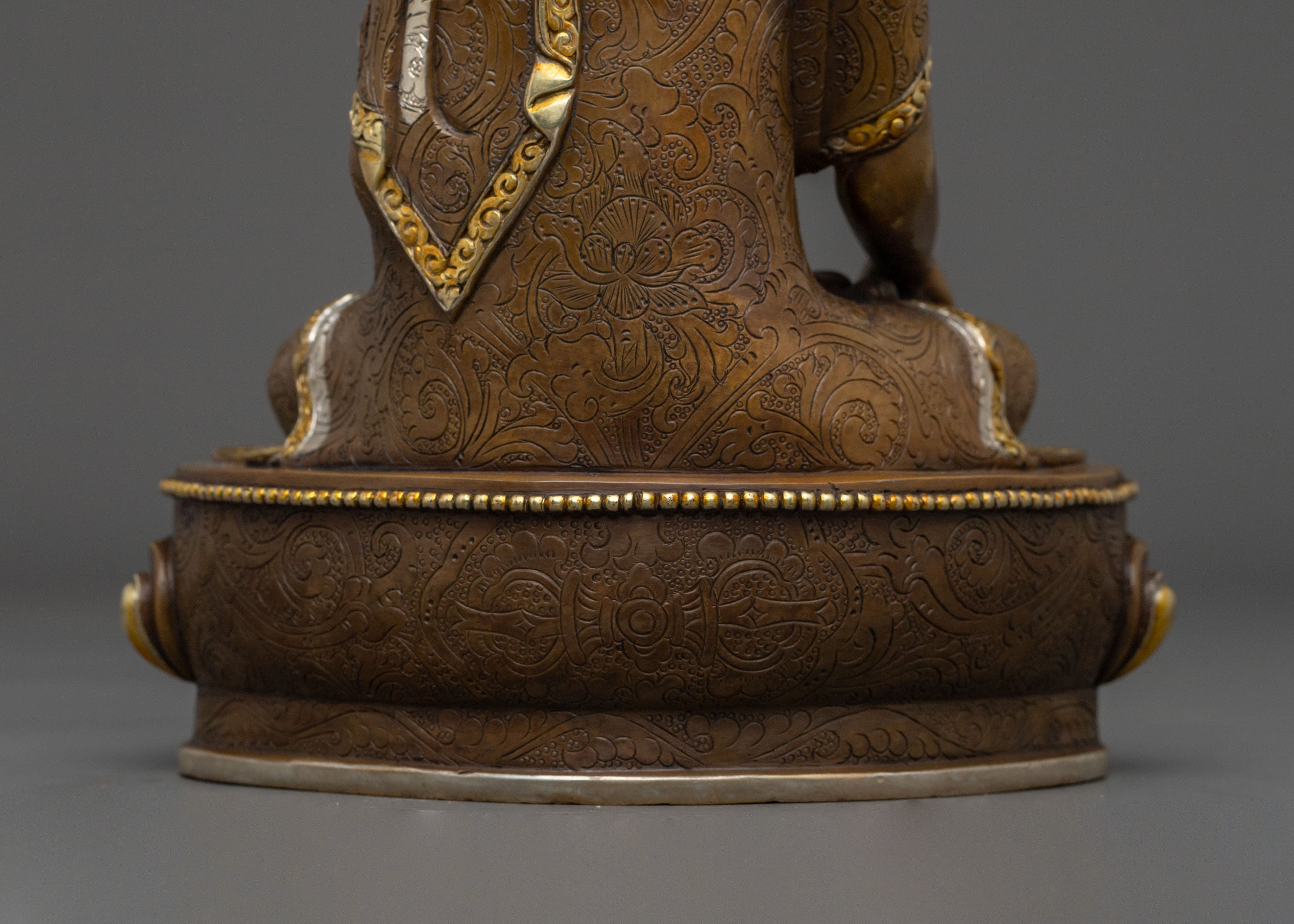 Tibetan Shakyamuni Buddha Statue | Enlightened One