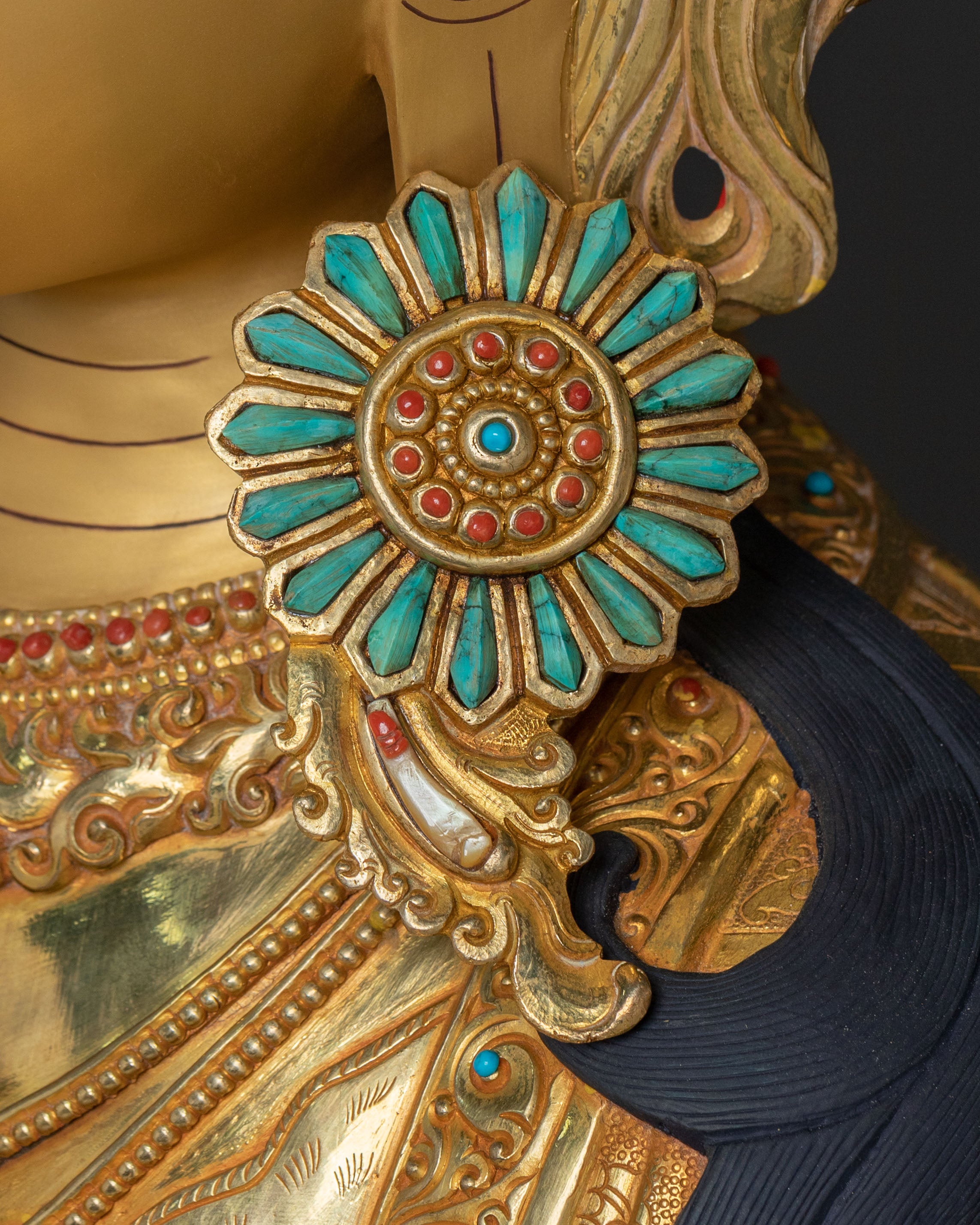Chenrezig Divine Statue | 24K Gold Gilded Copper Statue