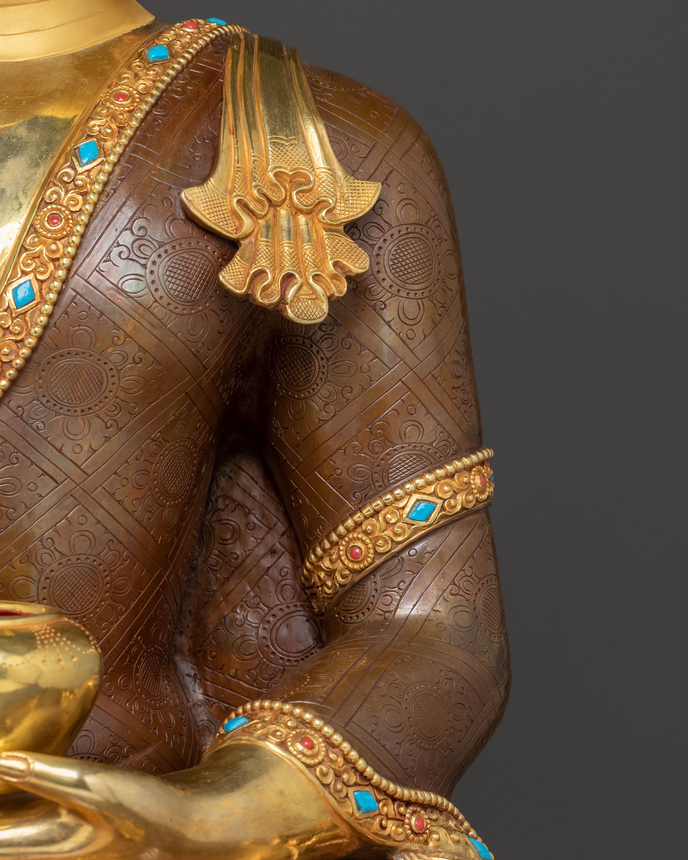 Shakyamuni Buddha: 24K Gold Gilded Statue