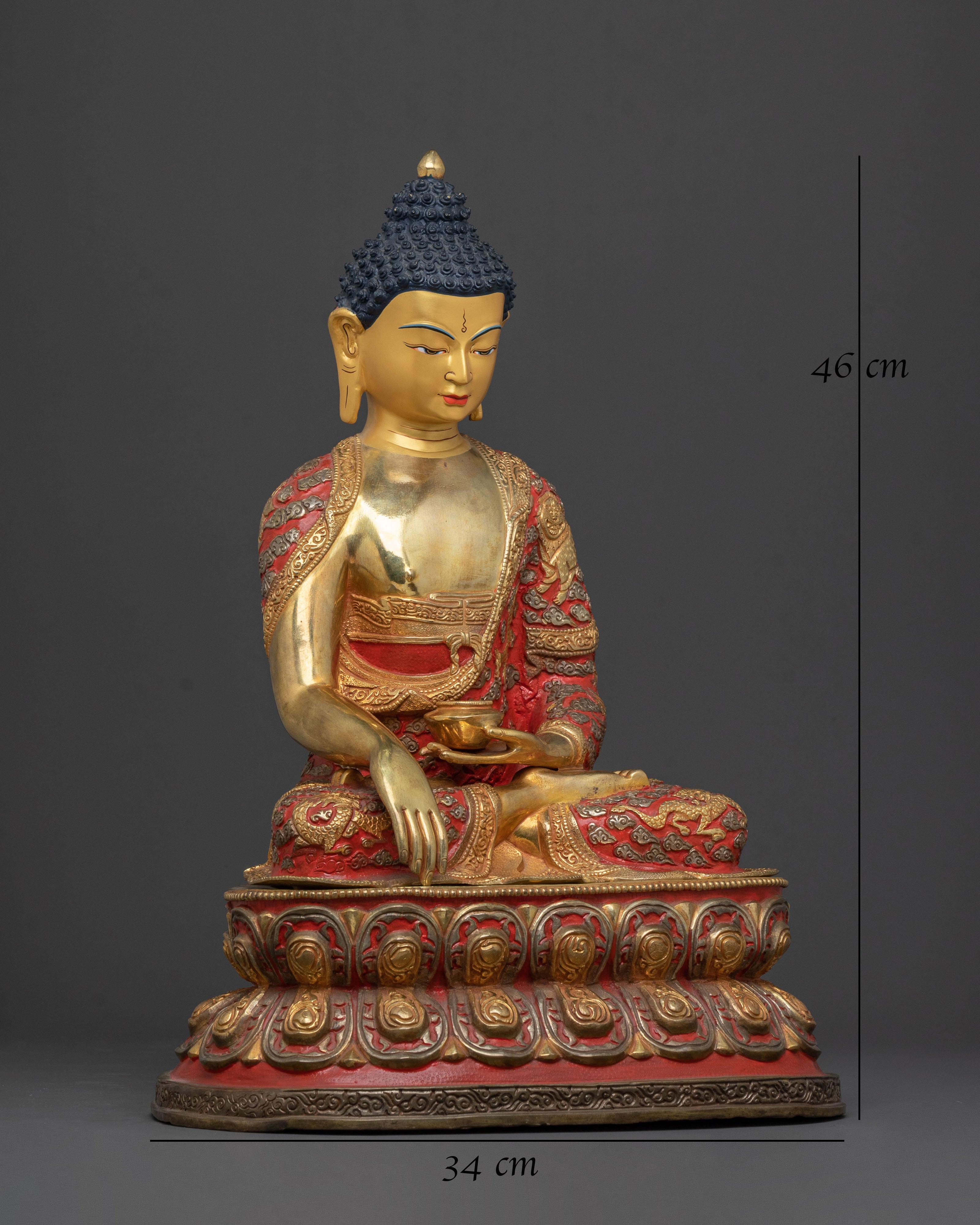 Shakyamuni Buddha Golden Statue: Enlightened Presence