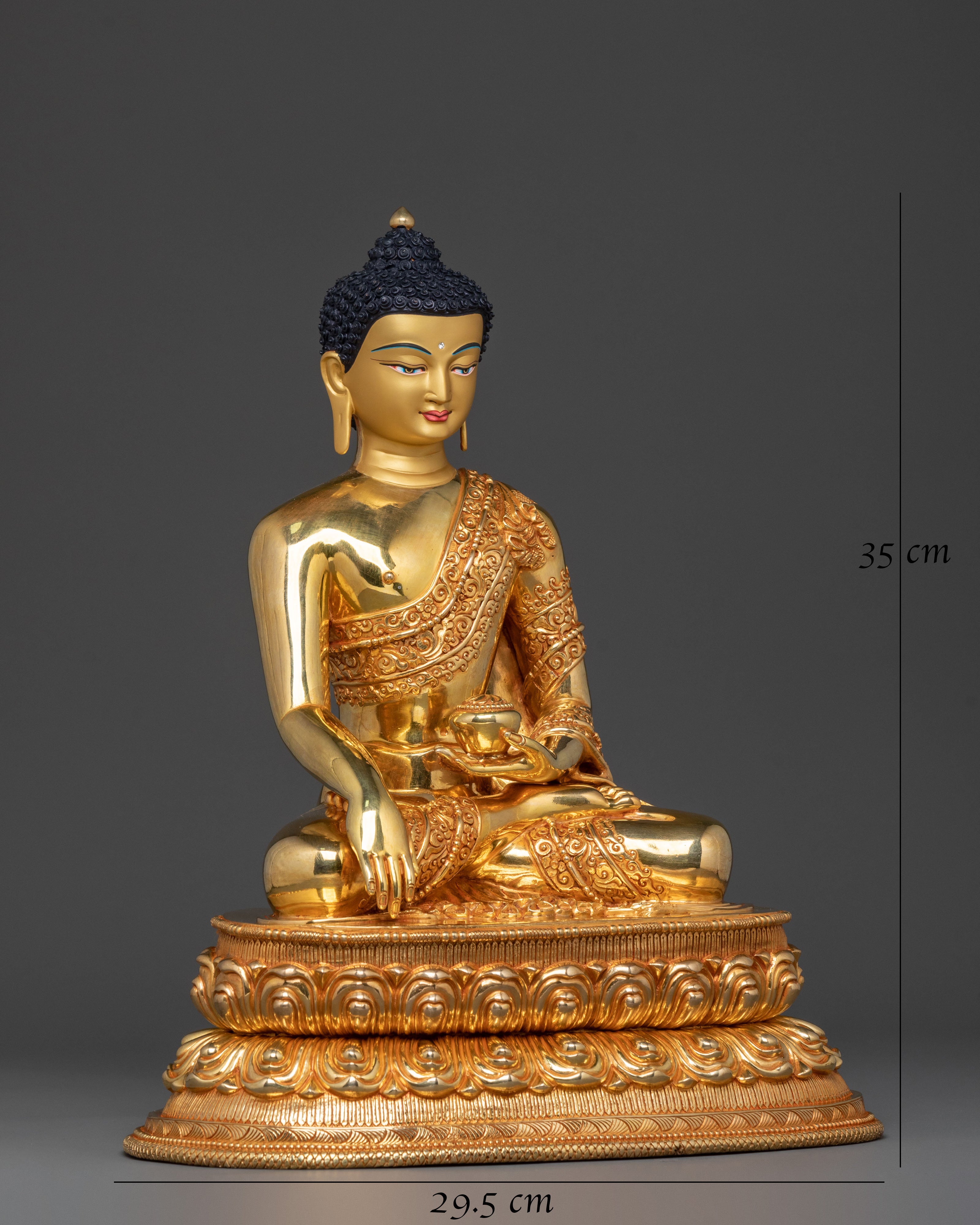 Majestic Shakyamuni Buddha Golden Statue