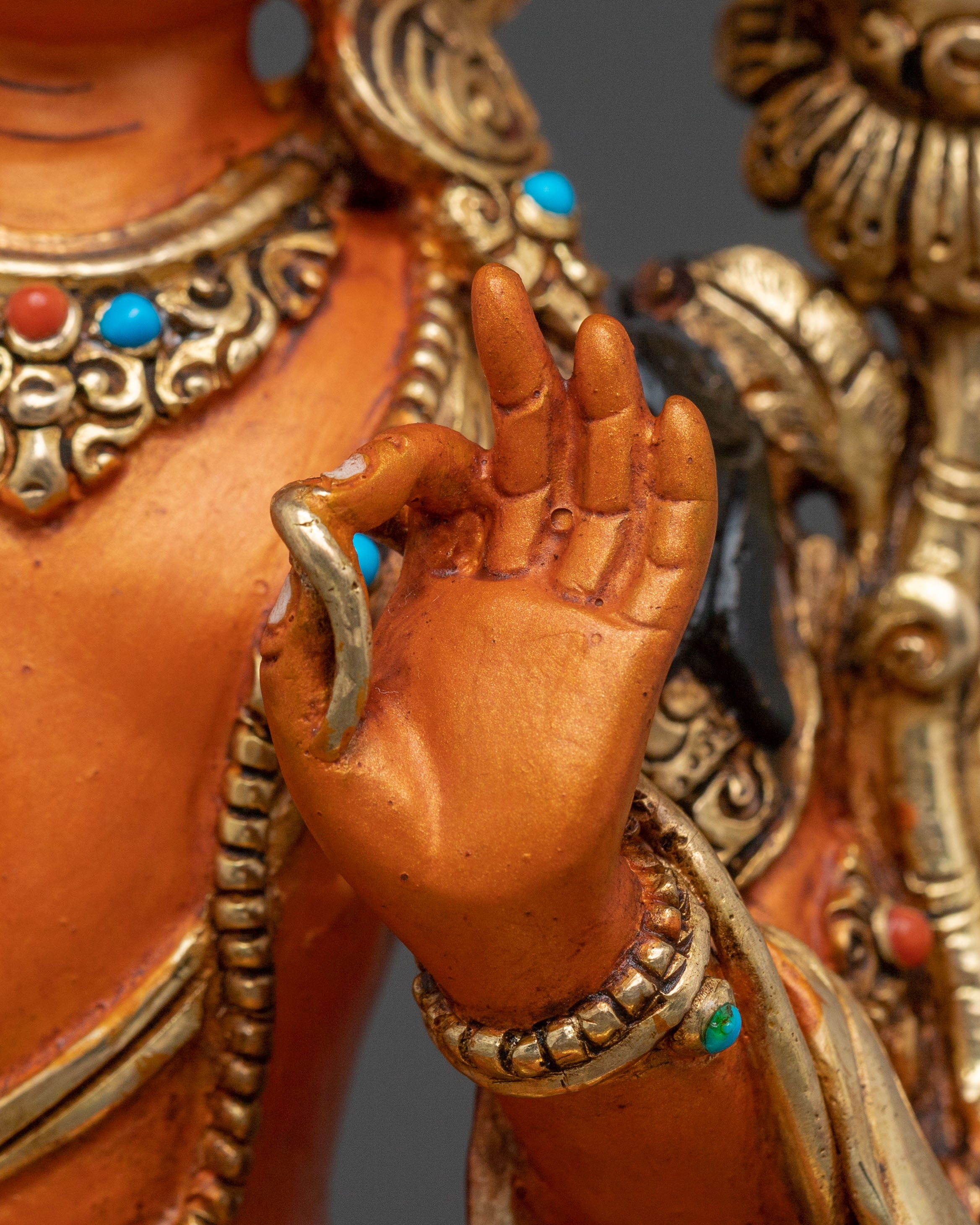 Manjushri Statue: Symbol of Wisdom & Enlightenment